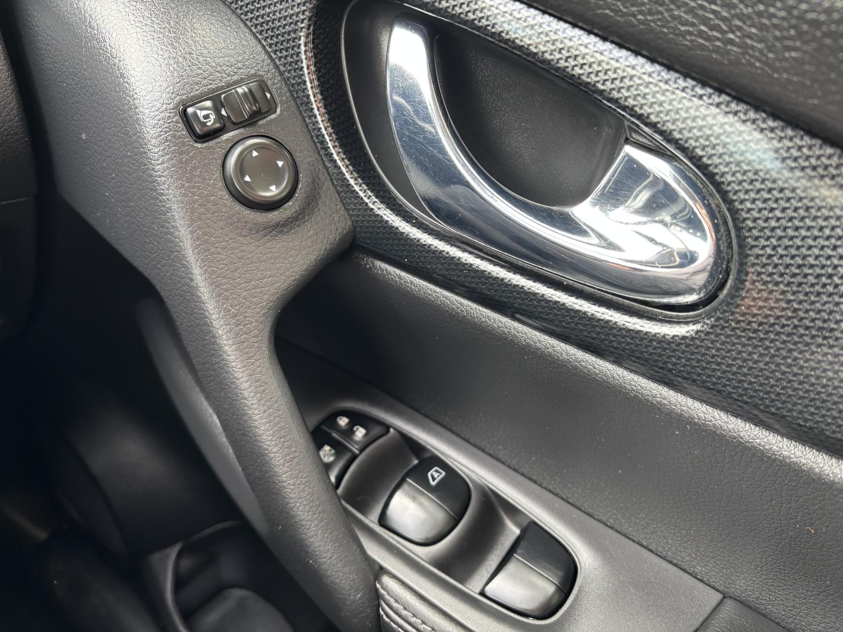 Nissan X-Trail 1.6 dCi Tekna SUV 5dr Diesel Manual Euro 6 (s/s) (130 ps)