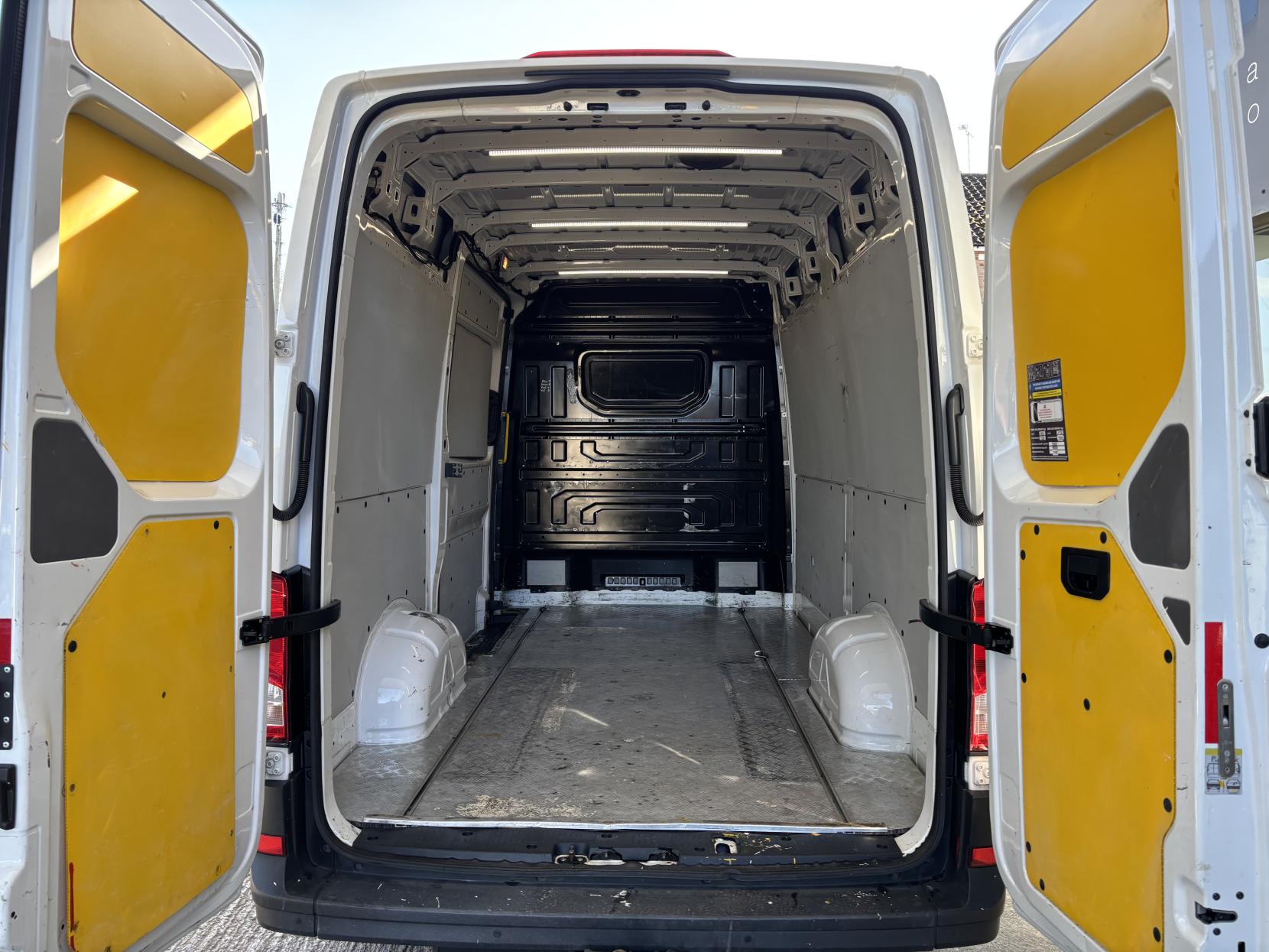 Volkswagen Crafter 2.0 TDI CR35 BlueMotion Tech Startline Panel Van 5dr Diesel Manual FWD MWB High Roof Euro 6 (s/s) (140 ps)