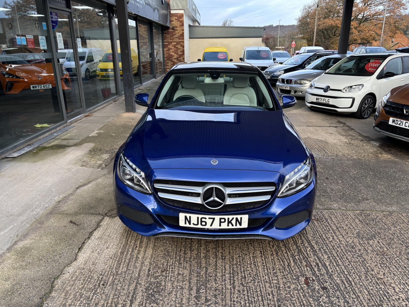 Mercedes-Benz C Class 2.0 C200 Sport (Premium) Saloon 4dr Petrol G-Tronic+ Euro 6 (s/s) (184 ps)