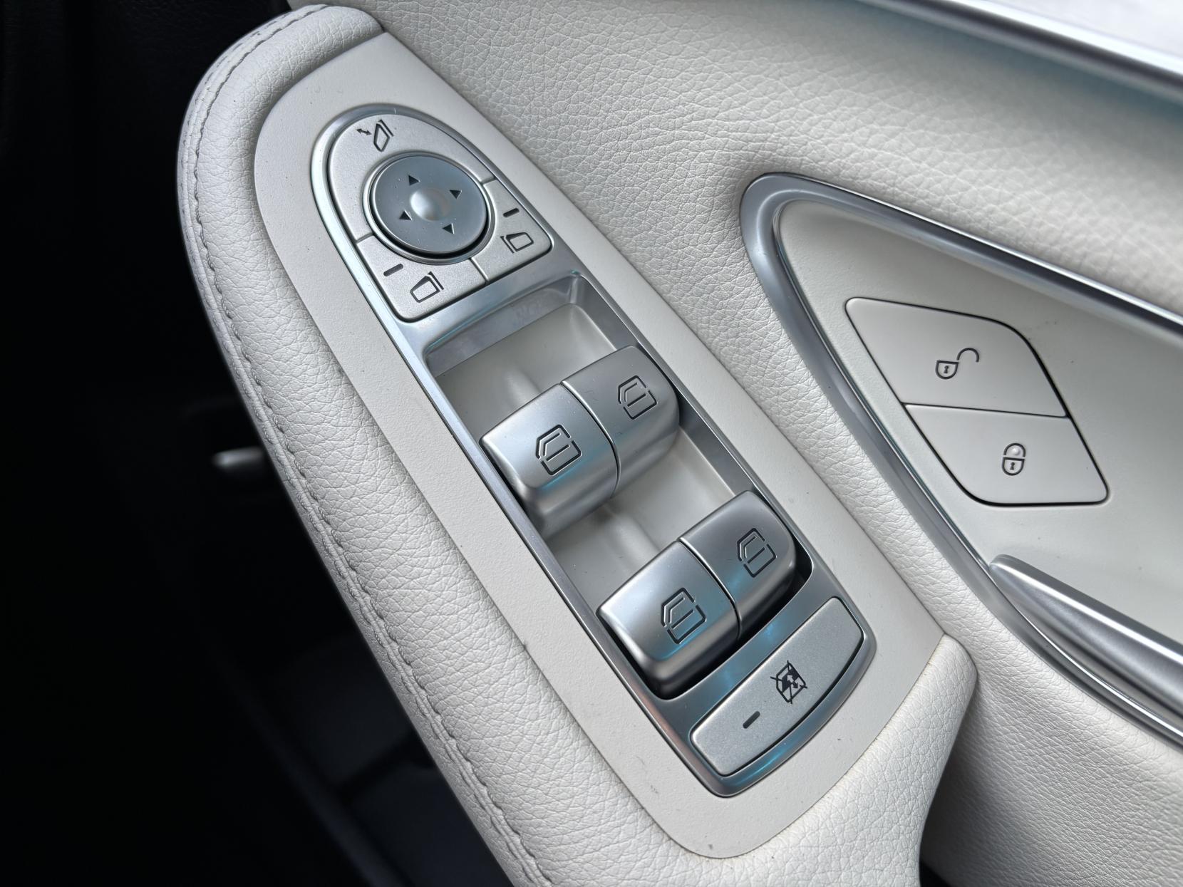 Mercedes-Benz C Class 2.0 C200 Sport (Premium) Saloon 4dr Petrol G-Tronic+ Euro 6 (s/s) (184 ps)