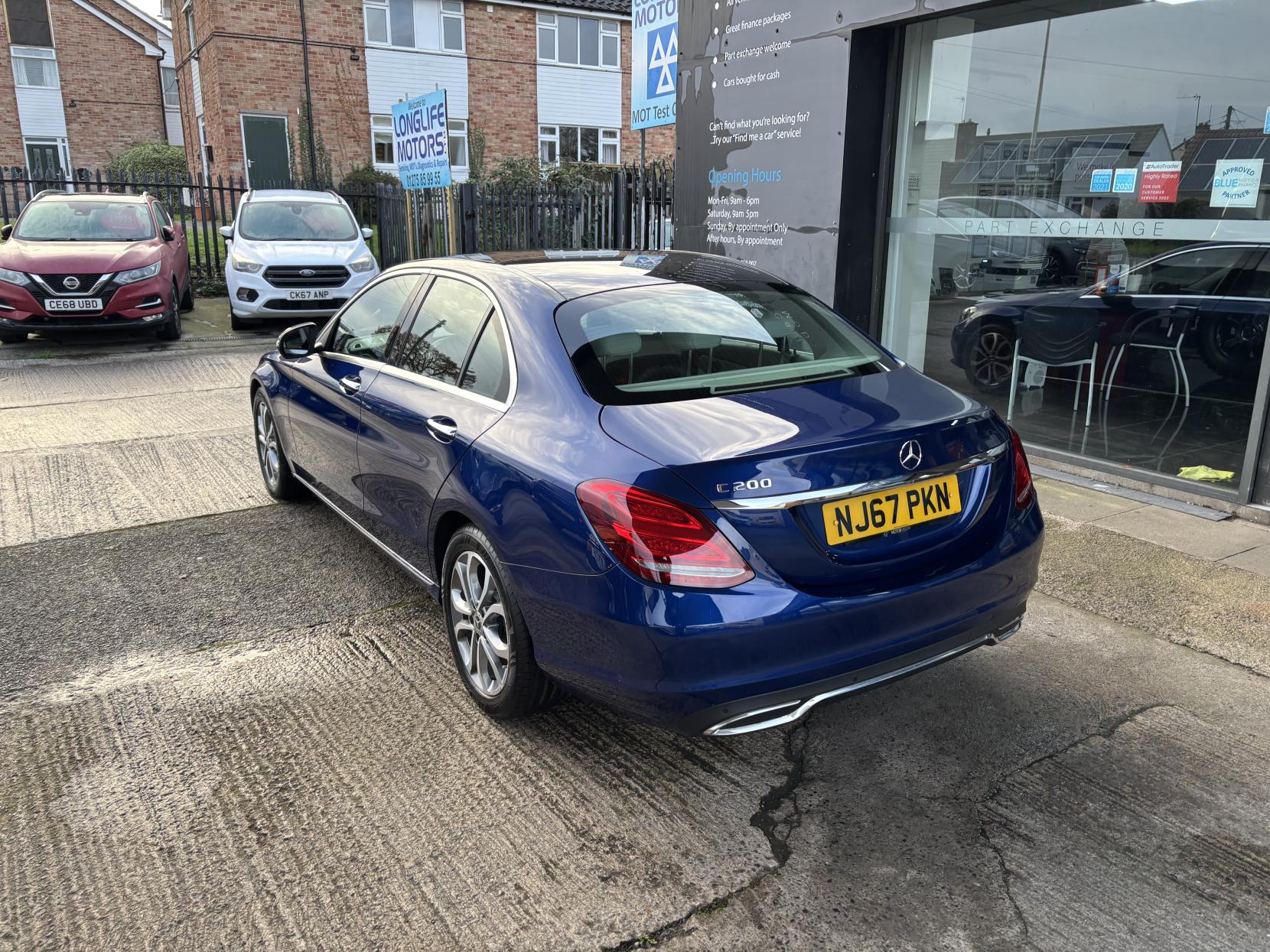 Mercedes-Benz C Class 2.0 C200 Sport (Premium) Saloon 4dr Petrol G-Tronic+ Euro 6 (s/s) (184 ps)