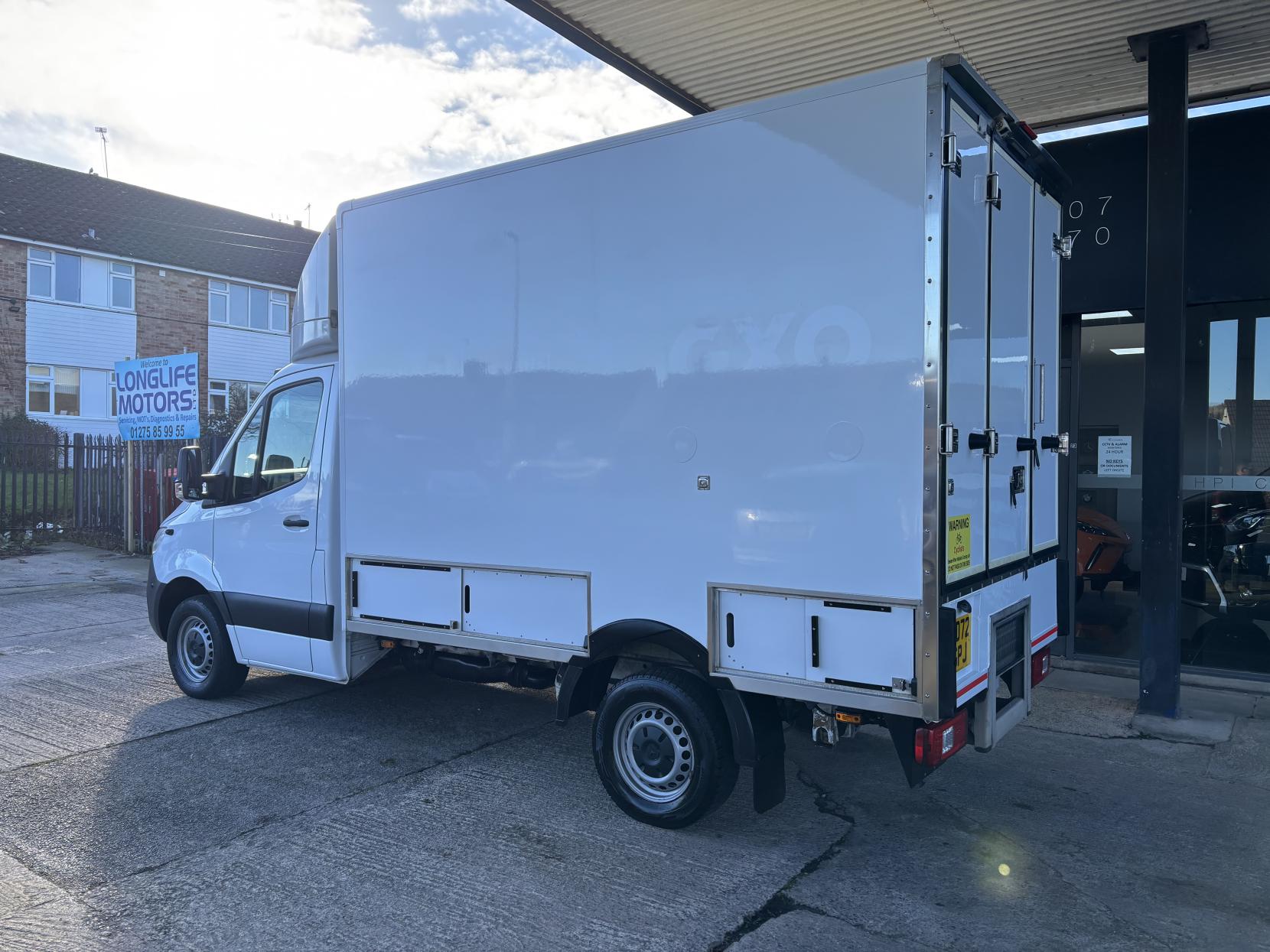 Mercedes-Benz Sprinter 2.0 315 CDI Progressive Temperature Controlled with standby Diesel Manual RWD L2 Euro 6 (s/s) (150 ps)