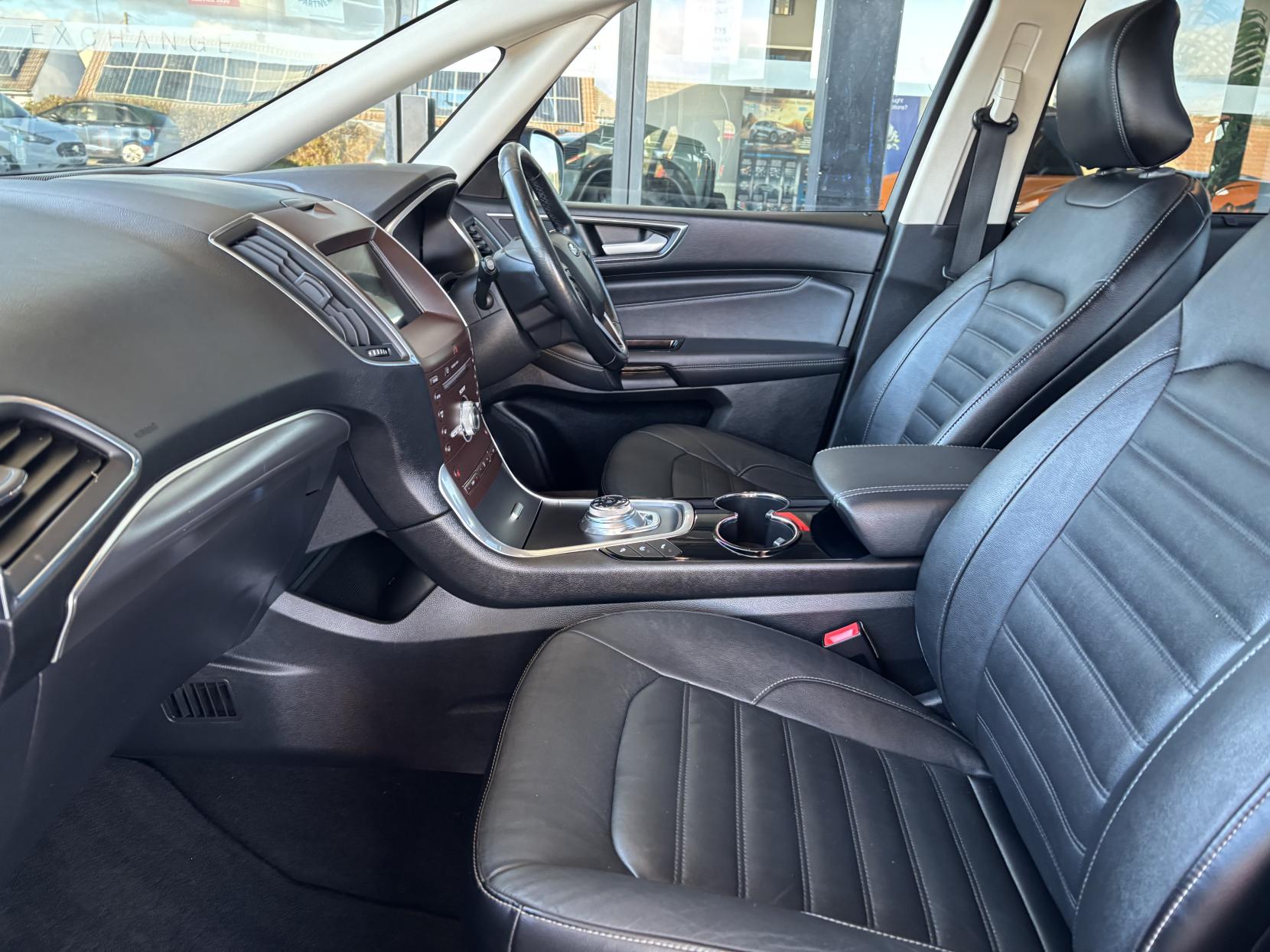 Ford Galaxy 2.0 EcoBlue Titanium MPV 5dr Diesel Auto Euro 6 (s/s) (190 ps)