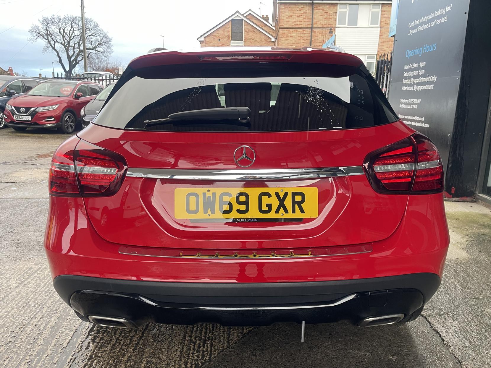 Mercedes-Benz GLA 1.6 GLA180 GPF Urban Edition SUV 5dr Petrol 7G-DCT Euro 6 (s/s) (122 ps)