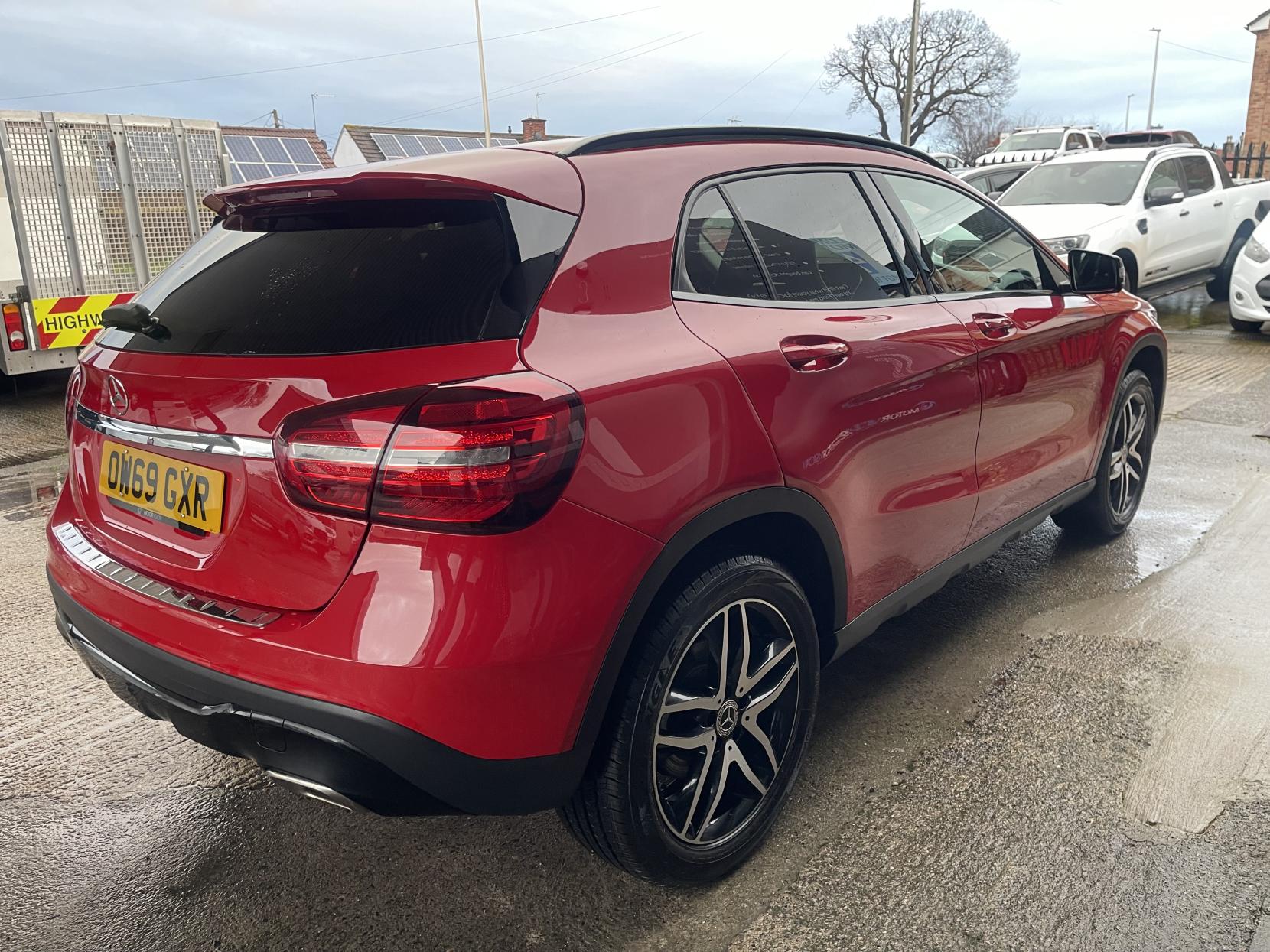 Mercedes-Benz GLA 1.6 GLA180 GPF Urban Edition SUV 5dr Petrol 7G-DCT Euro 6 (s/s) (122 ps)