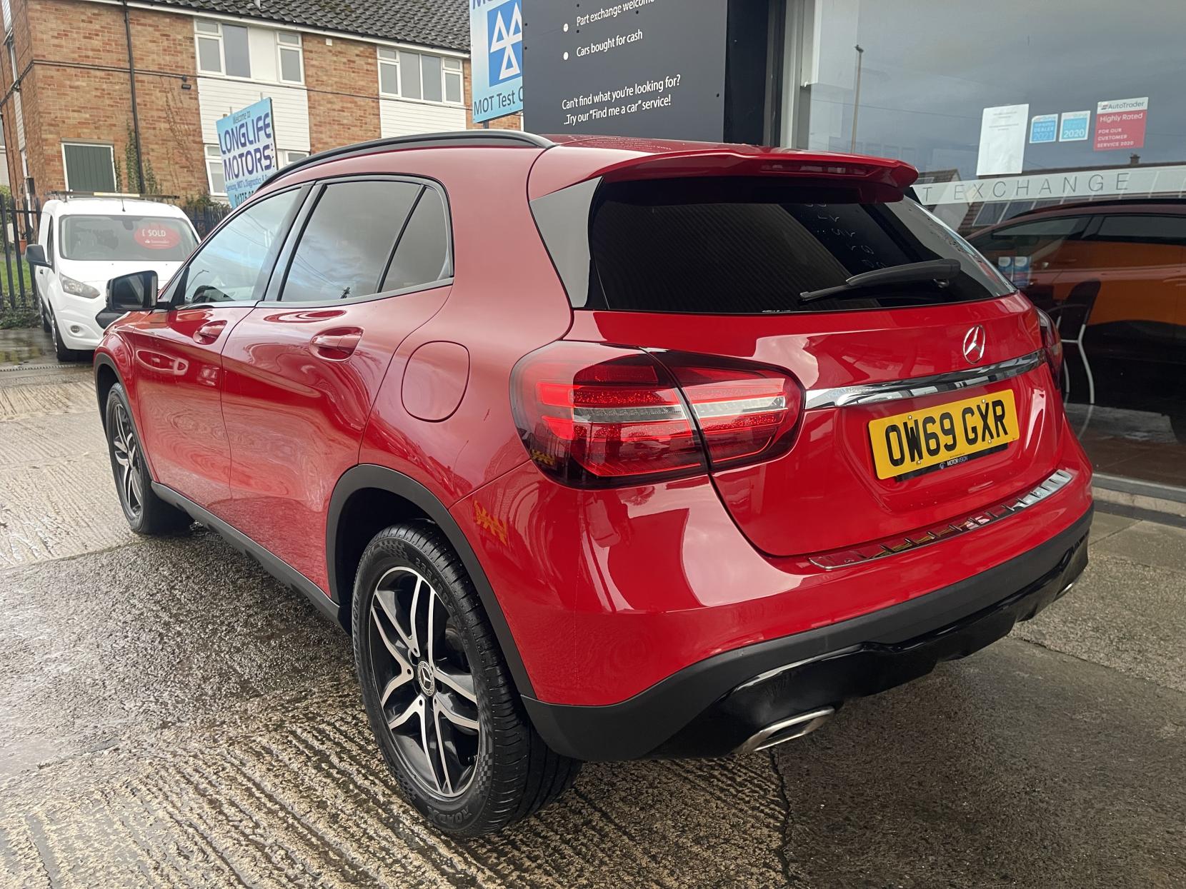 Mercedes-Benz GLA 1.6 GLA180 GPF Urban Edition SUV 5dr Petrol 7G-DCT Euro 6 (s/s) (122 ps)