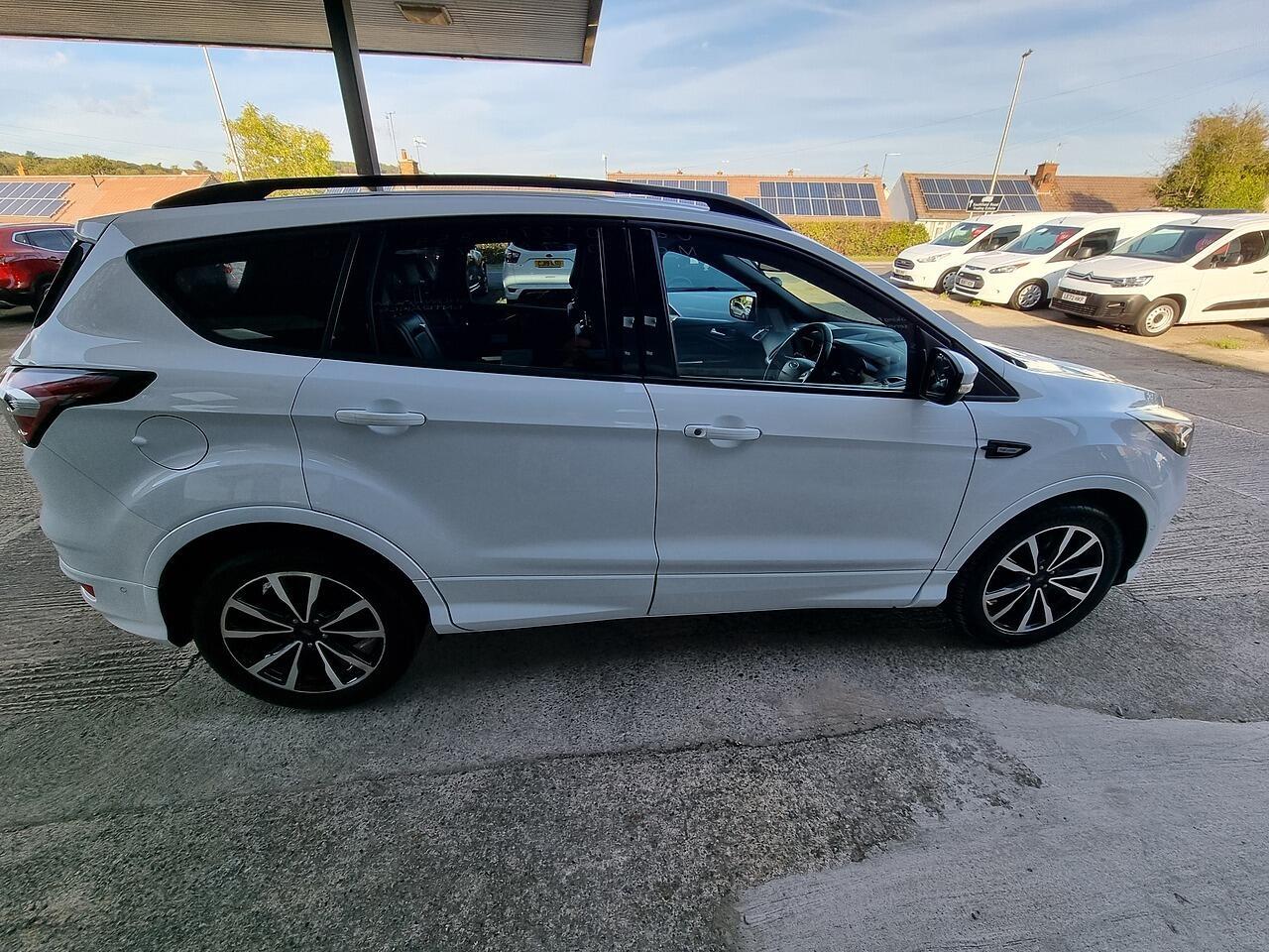 Ford Kuga 1.5 TDCi ST-Line SUV 5dr Diesel Manual Euro 6 (s/s) (120 ps)