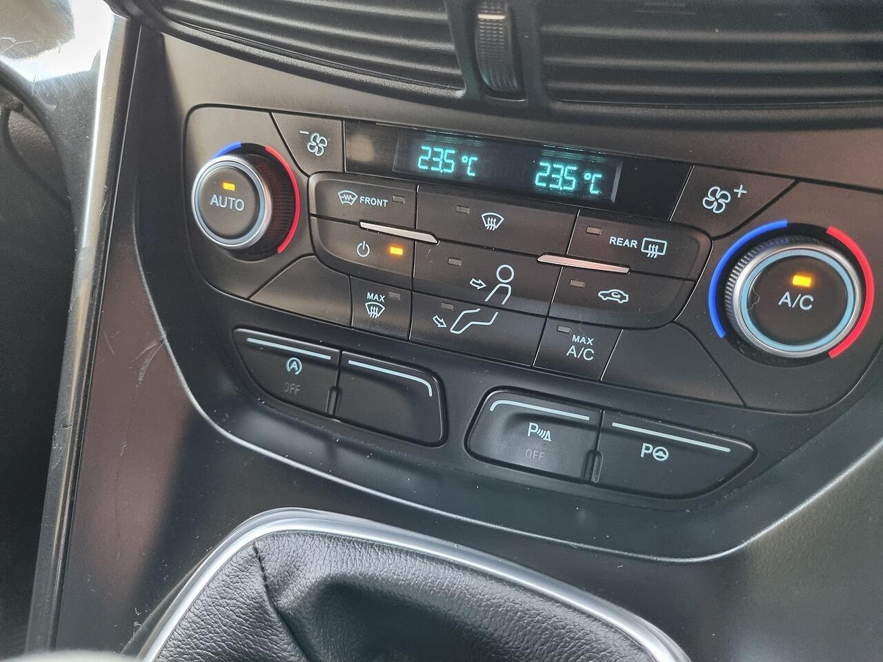 Ford Kuga 1.5 TDCi ST-Line SUV 5dr Diesel Manual Euro 6 (s/s) (120 ps)