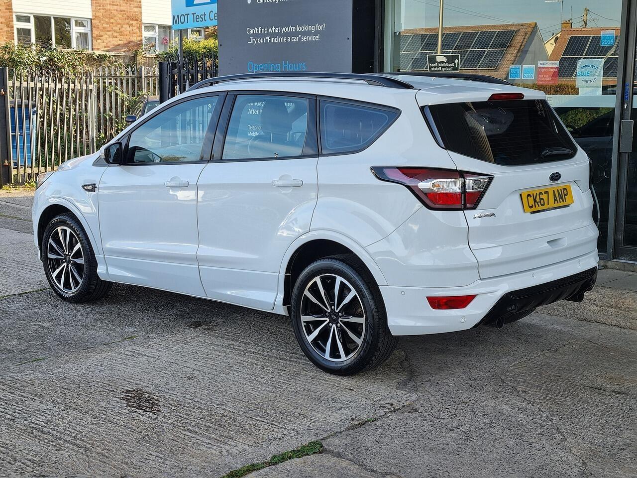 Ford Kuga 1.5 TDCi ST-Line SUV 5dr Diesel Manual Euro 6 (s/s) (120 ps)