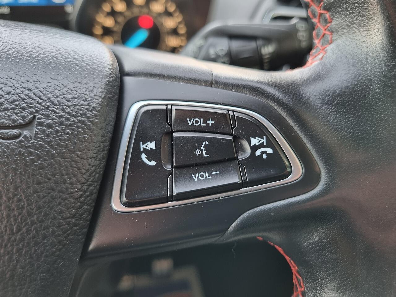 Ford Kuga 1.5 TDCi ST-Line SUV 5dr Diesel Manual Euro 6 (s/s) (120 ps)