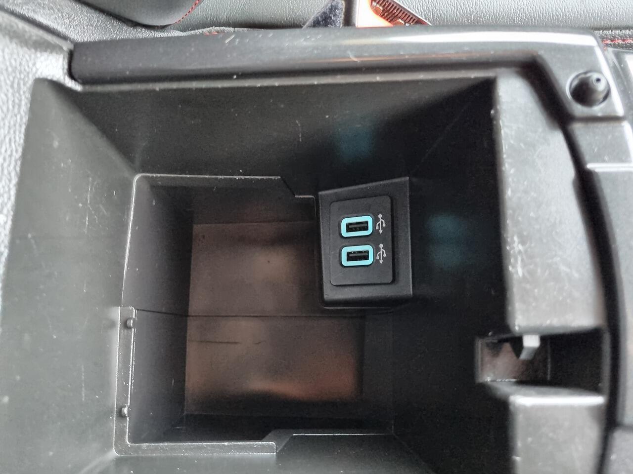 Ford Kuga 1.5 TDCi ST-Line SUV 5dr Diesel Manual Euro 6 (s/s) (120 ps)