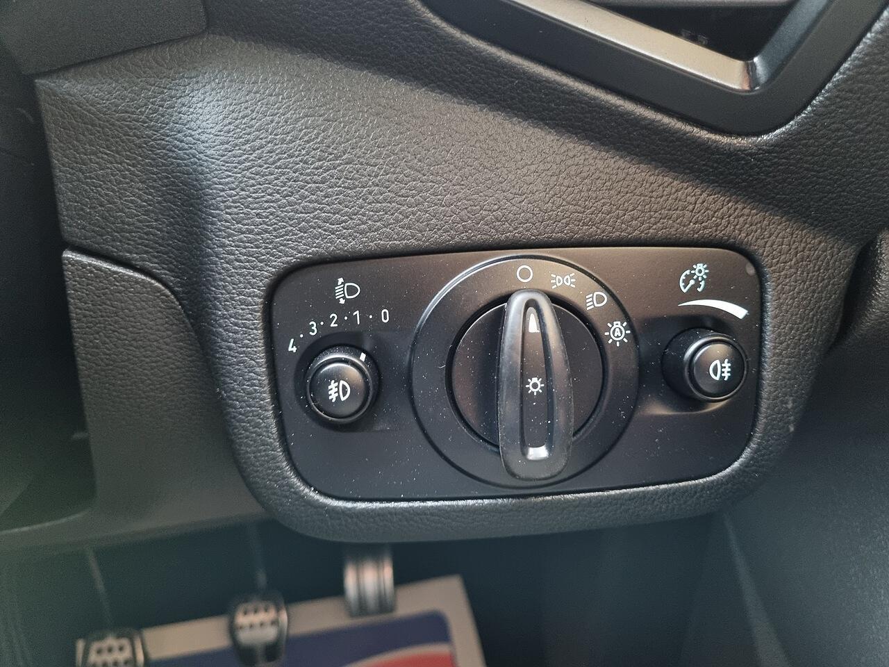 Ford Kuga 1.5 TDCi ST-Line SUV 5dr Diesel Manual Euro 6 (s/s) (120 ps)