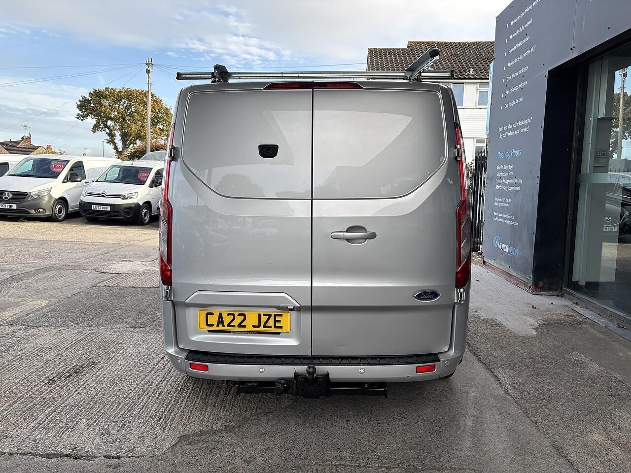 Ford Transit Custom 2.0 300 EcoBlue Limited Panel Van 5dr Diesel Manual L2 H1 Euro 6 (s/s) (170 ps)