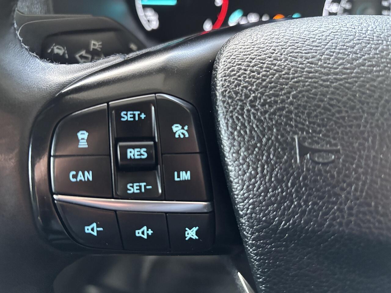 Ford Transit Custom 2.0 300 EcoBlue Limited Panel Van 5dr Diesel Manual L2 H1 Euro 6 (s/s) (170 ps)