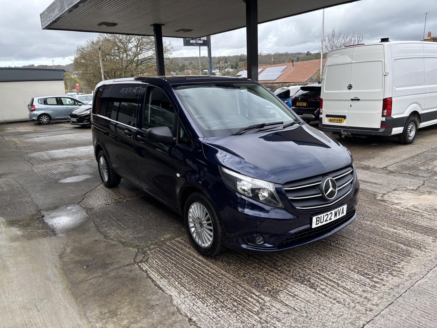 Mercedes-Benz Vito 2.0 119 CDI Premium Crew Van 5dr Diesel G-Tronic RWD L1 Euro 6 (s/s) (190 ps)