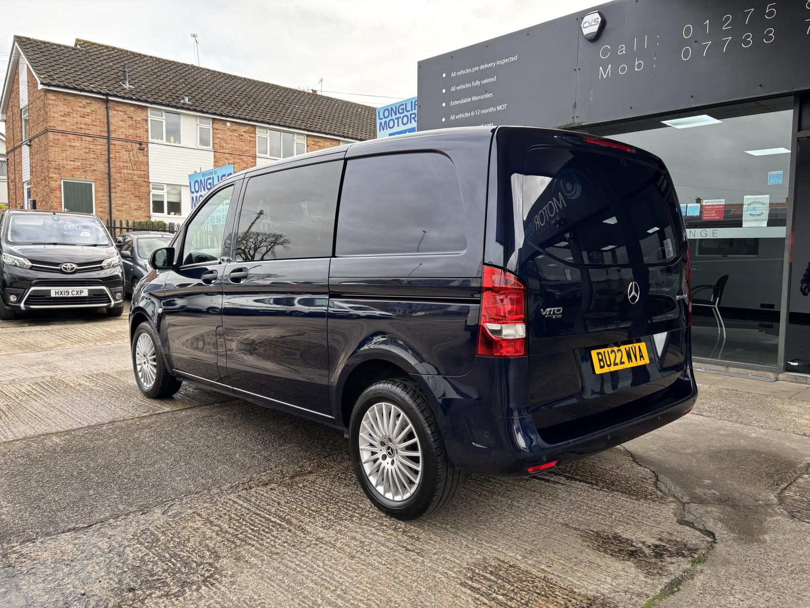 Mercedes-Benz Vito 2.0 119 CDI Premium Crew Van 5dr Diesel G-Tronic RWD L1 Euro 6 (s/s) (190 ps)