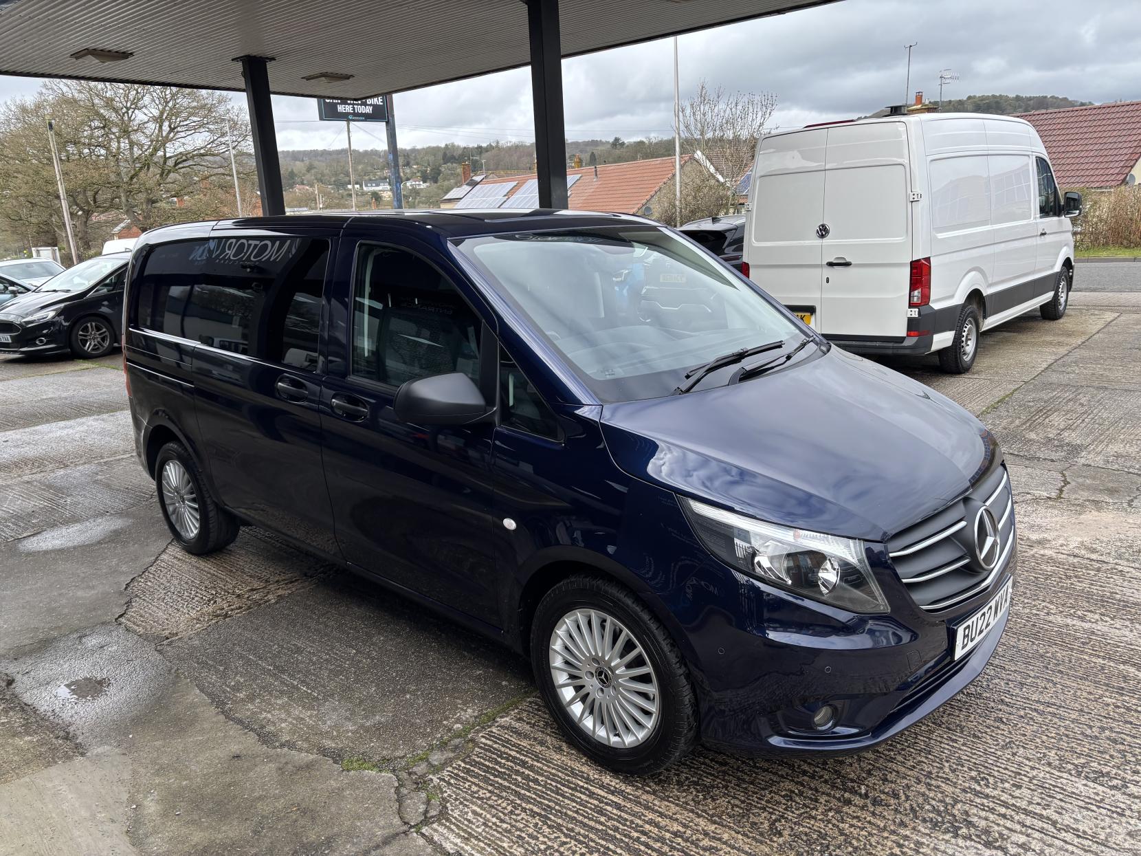 Mercedes-Benz Vito 2.0 119 CDI Premium Crew Van 5dr Diesel G-Tronic RWD L1 Euro 6 (s/s) (190 ps)