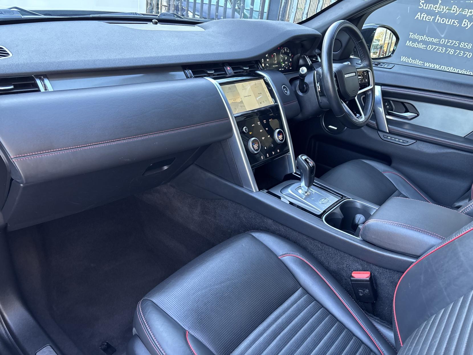 Land Rover Discovery Sport 1.5 P300e 12.2kWh R-Dynamic HSE SUV 5dr Petrol Plug-in Hybrid Auto 4WD Euro 6 (s/s) (309 ps)