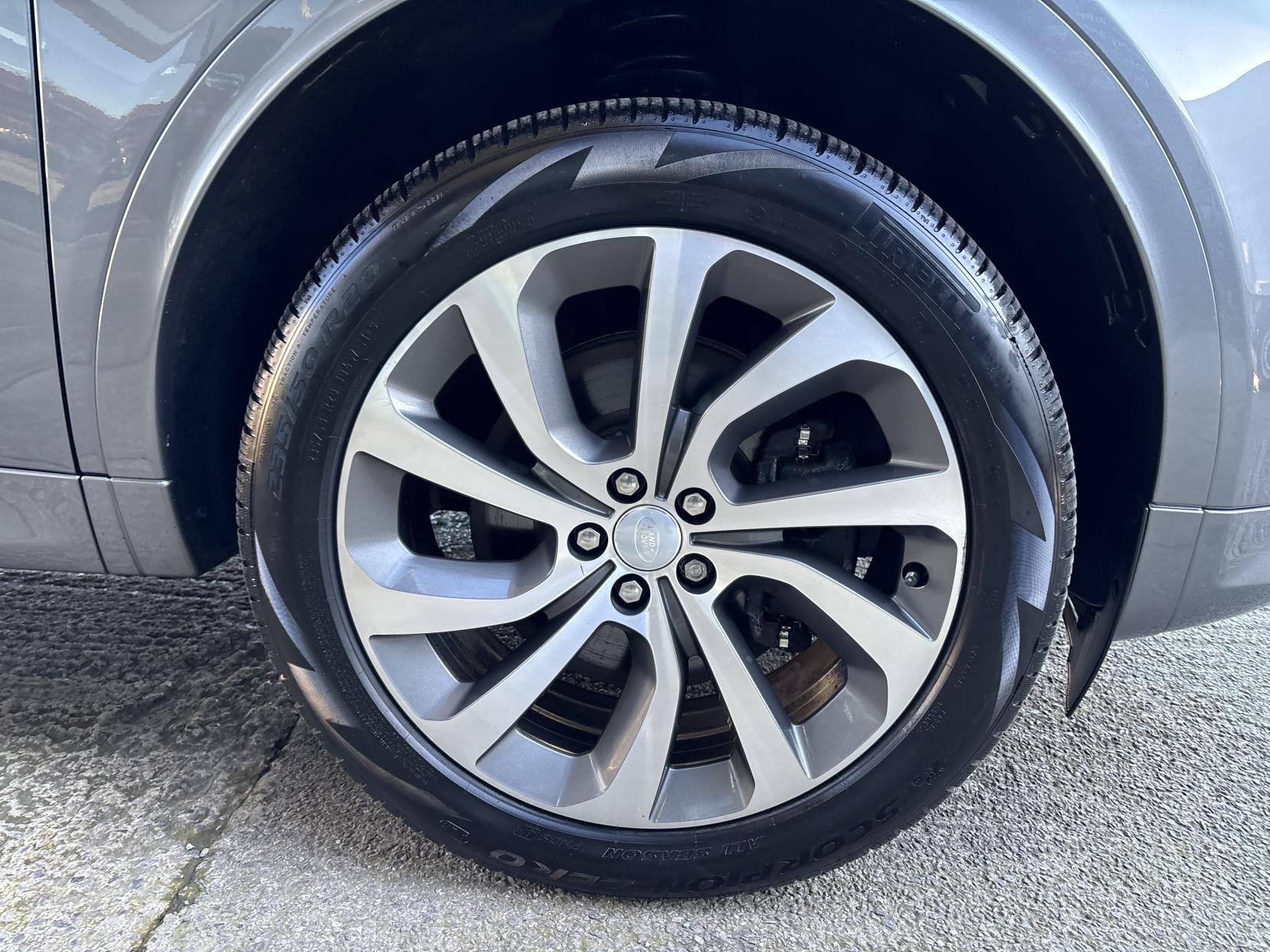 Land Rover Discovery Sport 1.5 P300e 12.2kWh R-Dynamic HSE SUV 5dr Petrol Plug-in Hybrid Auto 4WD Euro 6 (s/s) (309 ps)