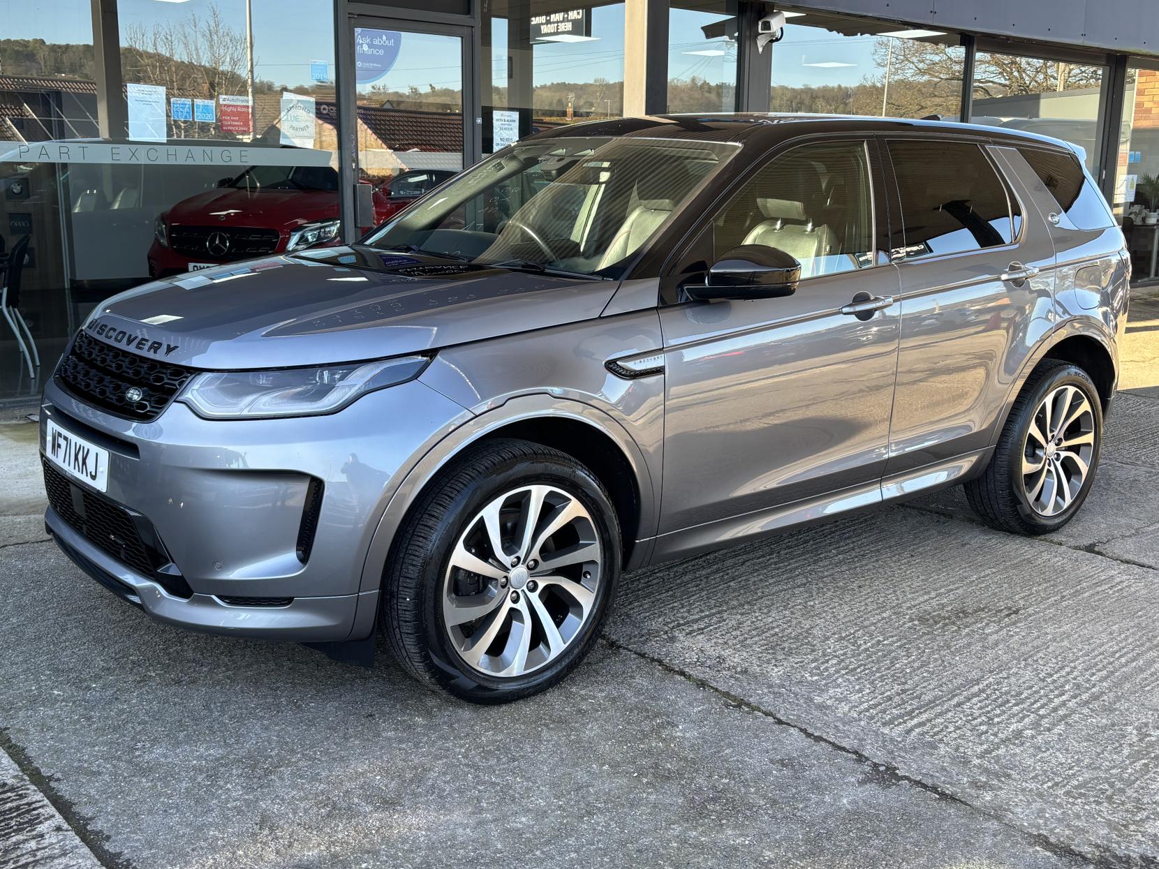 Land Rover Discovery Sport 1.5 P300e 12.2kWh R-Dynamic HSE SUV 5dr Petrol Plug-in Hybrid Auto 4WD Euro 6 (s/s) (309 ps)