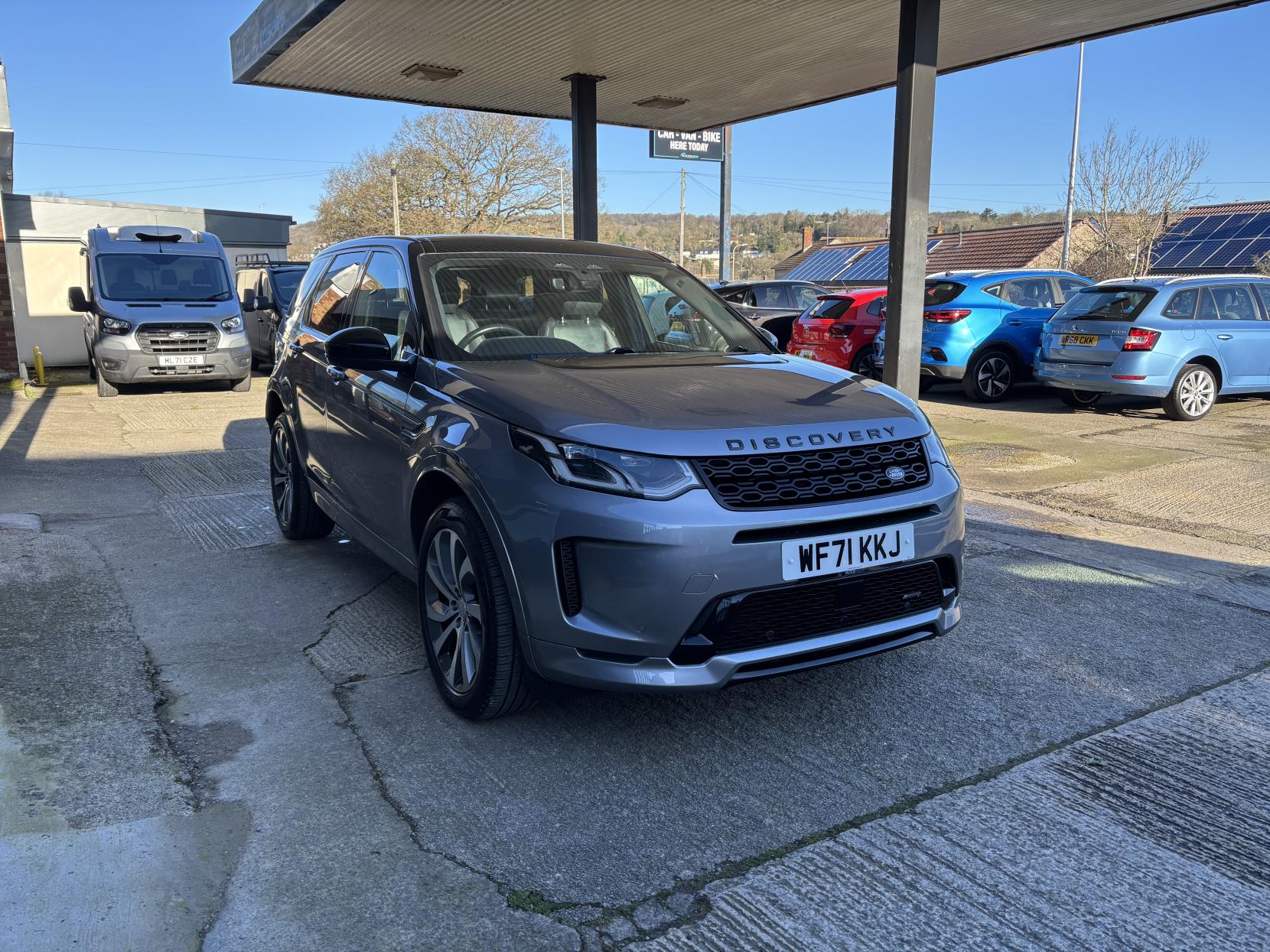Land Rover Discovery Sport 1.5 P300e 12.2kWh R-Dynamic HSE SUV 5dr Petrol Plug-in Hybrid Auto 4WD Euro 6 (s/s) (309 ps)