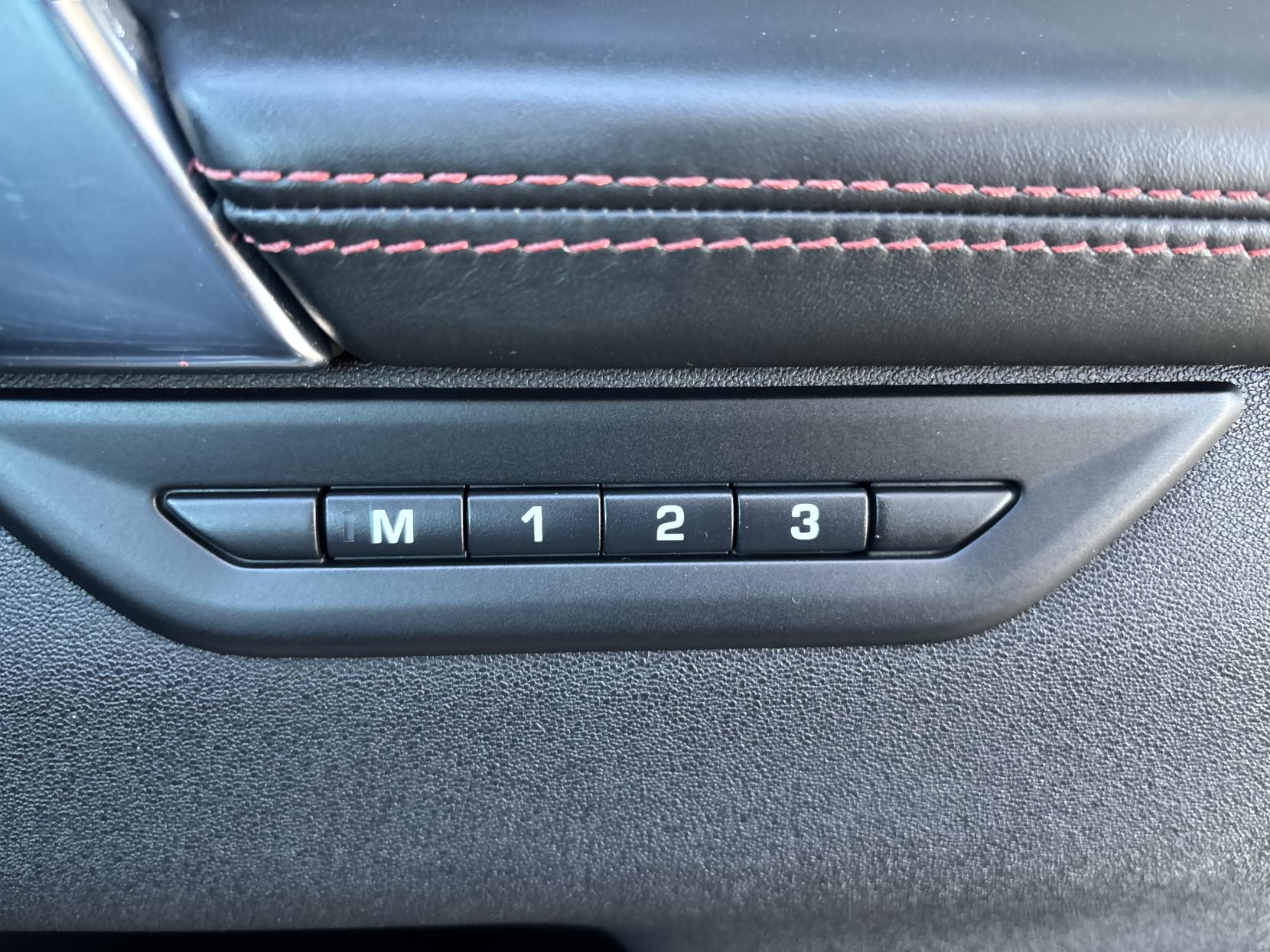 Land Rover Discovery Sport 1.5 P300e 12.2kWh R-Dynamic HSE SUV 5dr Petrol Plug-in Hybrid Auto 4WD Euro 6 (s/s) (309 ps)