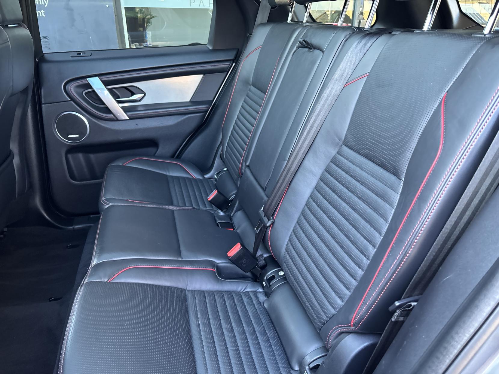 Land Rover Discovery Sport 1.5 P300e 12.2kWh R-Dynamic HSE SUV 5dr Petrol Plug-in Hybrid Auto 4WD Euro 6 (s/s) (309 ps)