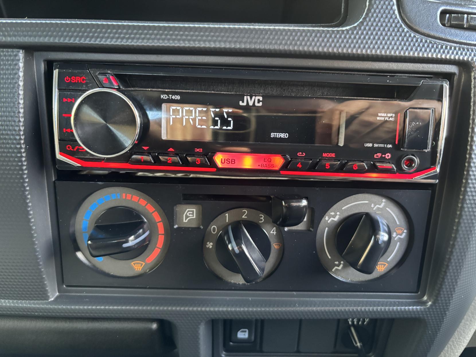 Nissan Cabstar Cherry Picker dCi 35.13 Pro 2.5 3dr Specialist Vehicle Manual Diesel