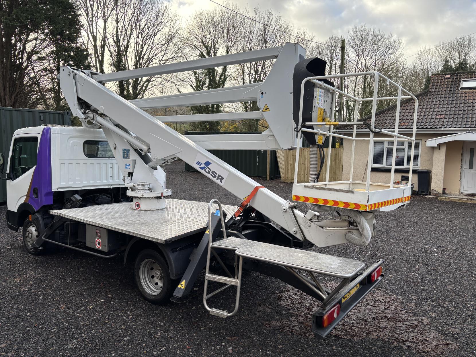 Nissan Cabstar Cherry Picker dCi 35.13 Pro 2.5 3dr Specialist Vehicle Manual Diesel