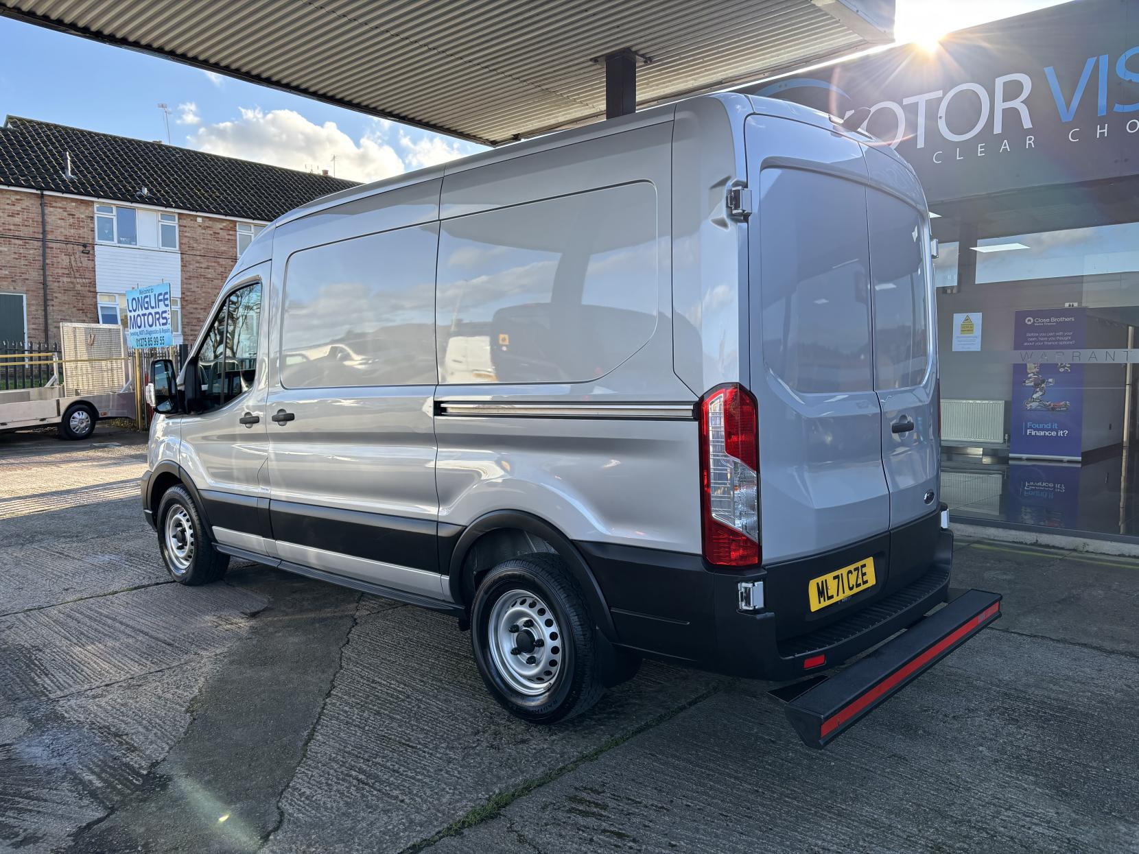 Ford Transit 2.0 350 EcoBlue Refrigerated Temperature Controlled with standby Leader 5dr Diesel Auto FWD L2 H2 Euro 6 (s/s) (130 ps)