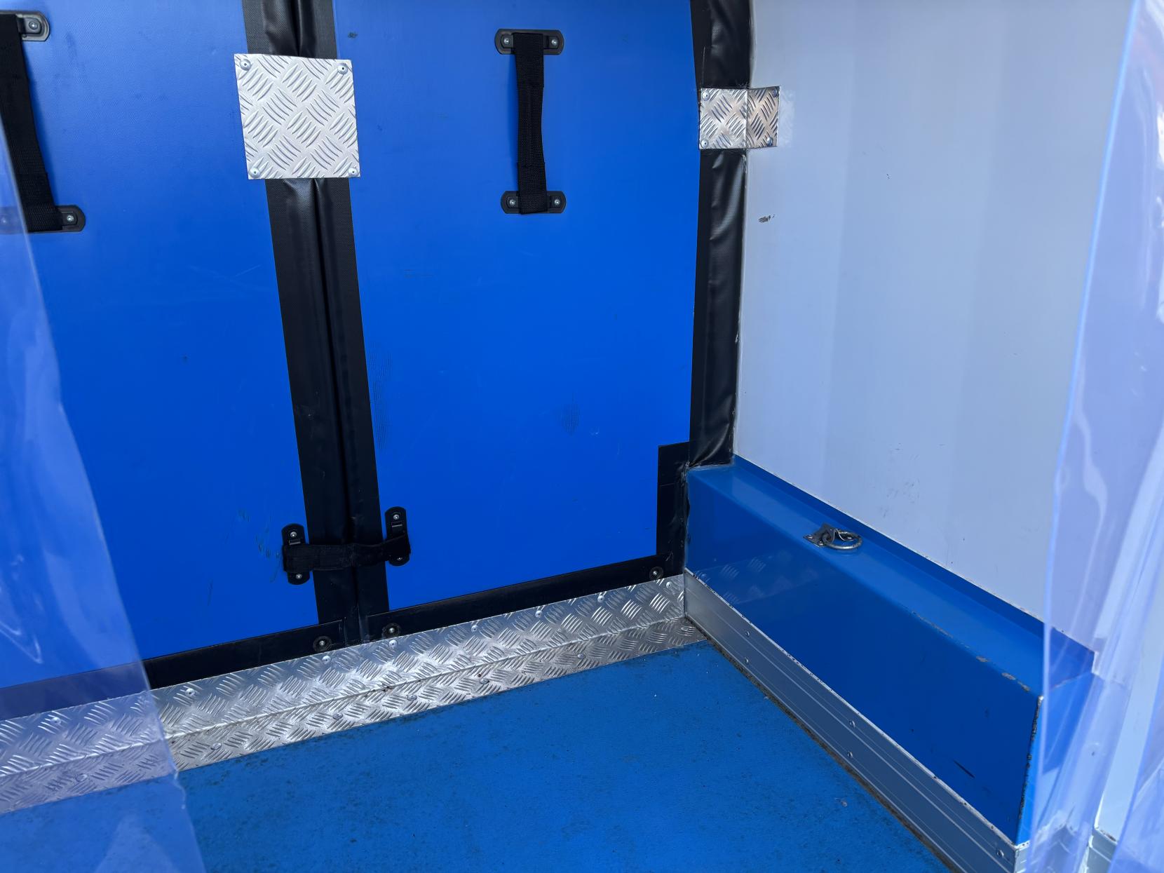 Ford Transit 2.0 350 EcoBlue Refrigerated Temperature Controlled with standby Leader 5dr Diesel Auto FWD L2 H2 Euro 6 (s/s) (130 ps)