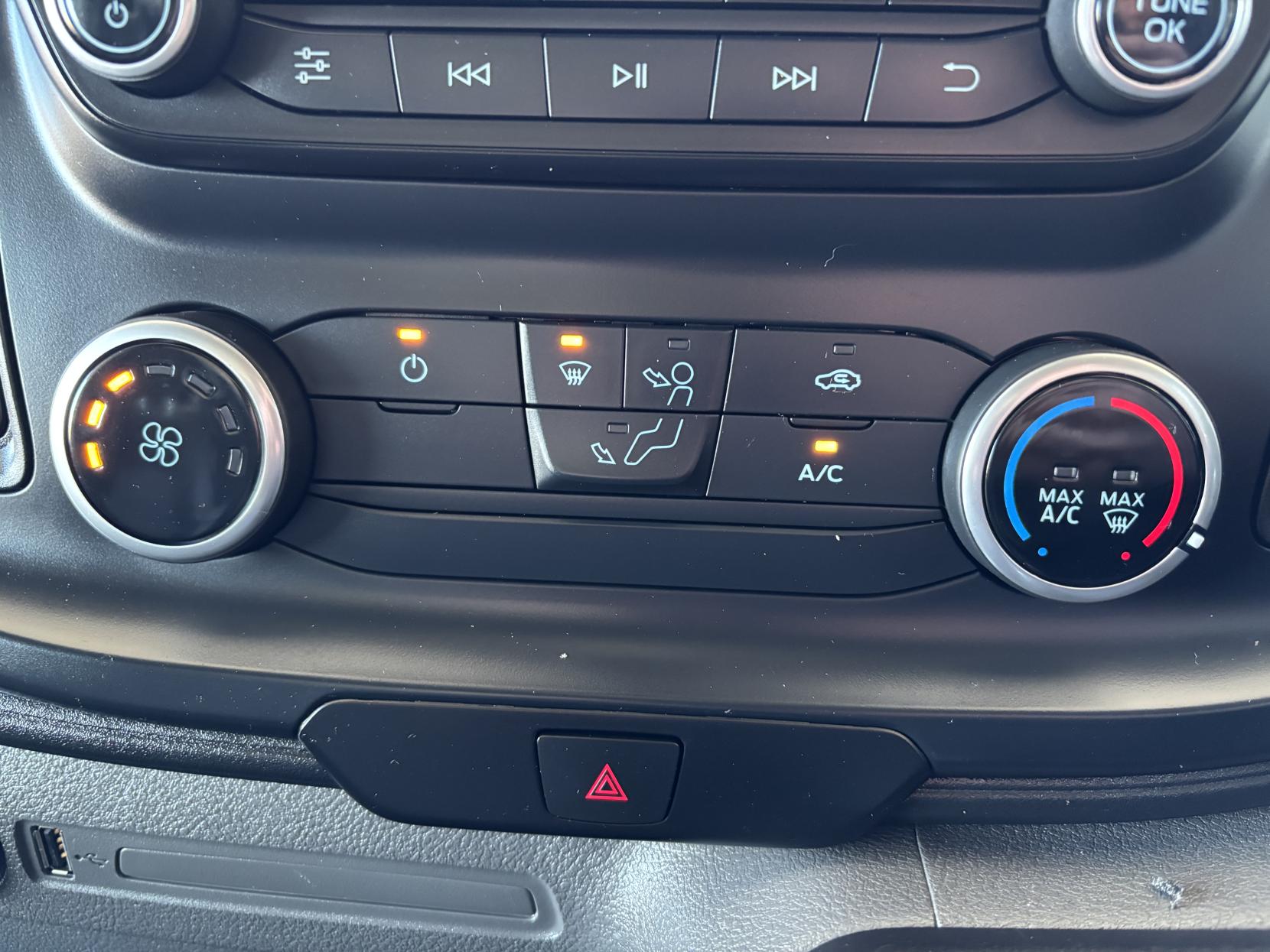 Ford Transit 2.0 350 EcoBlue Refrigerated Temperature Controlled with standby Leader 5dr Diesel Auto FWD L2 H2 Euro 6 (s/s) (130 ps)