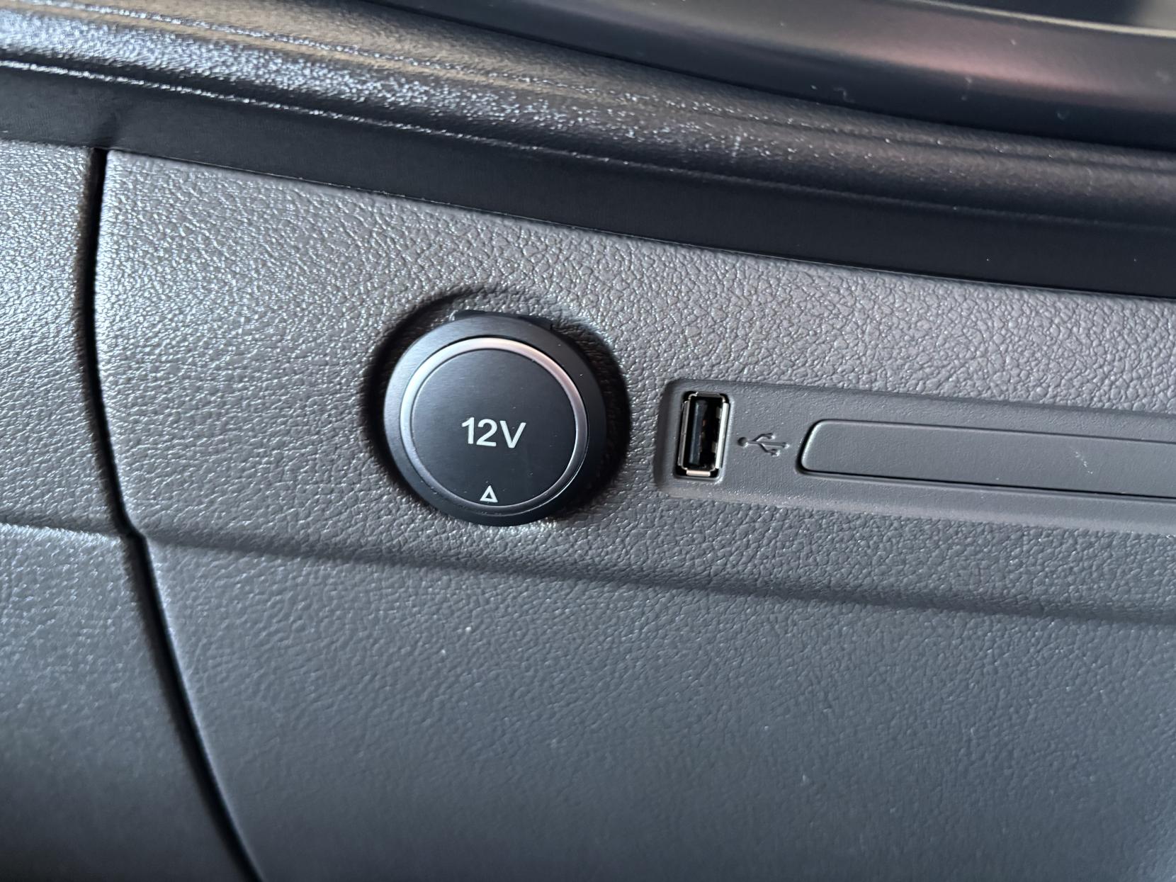 Ford Transit 2.0 350 EcoBlue Refrigerated Temperature Controlled with standby Leader 5dr Diesel Auto FWD L2 H2 Euro 6 (s/s) (130 ps)