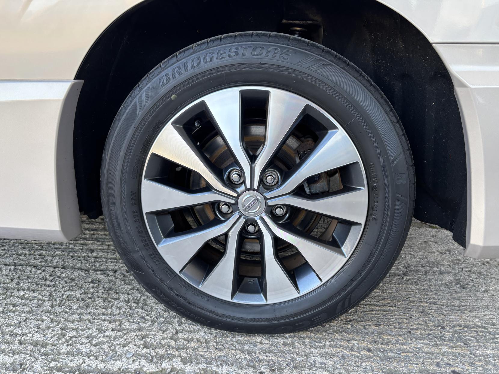 Nissan Serena Nissan Serena 2.0 Hybrid Highway Star