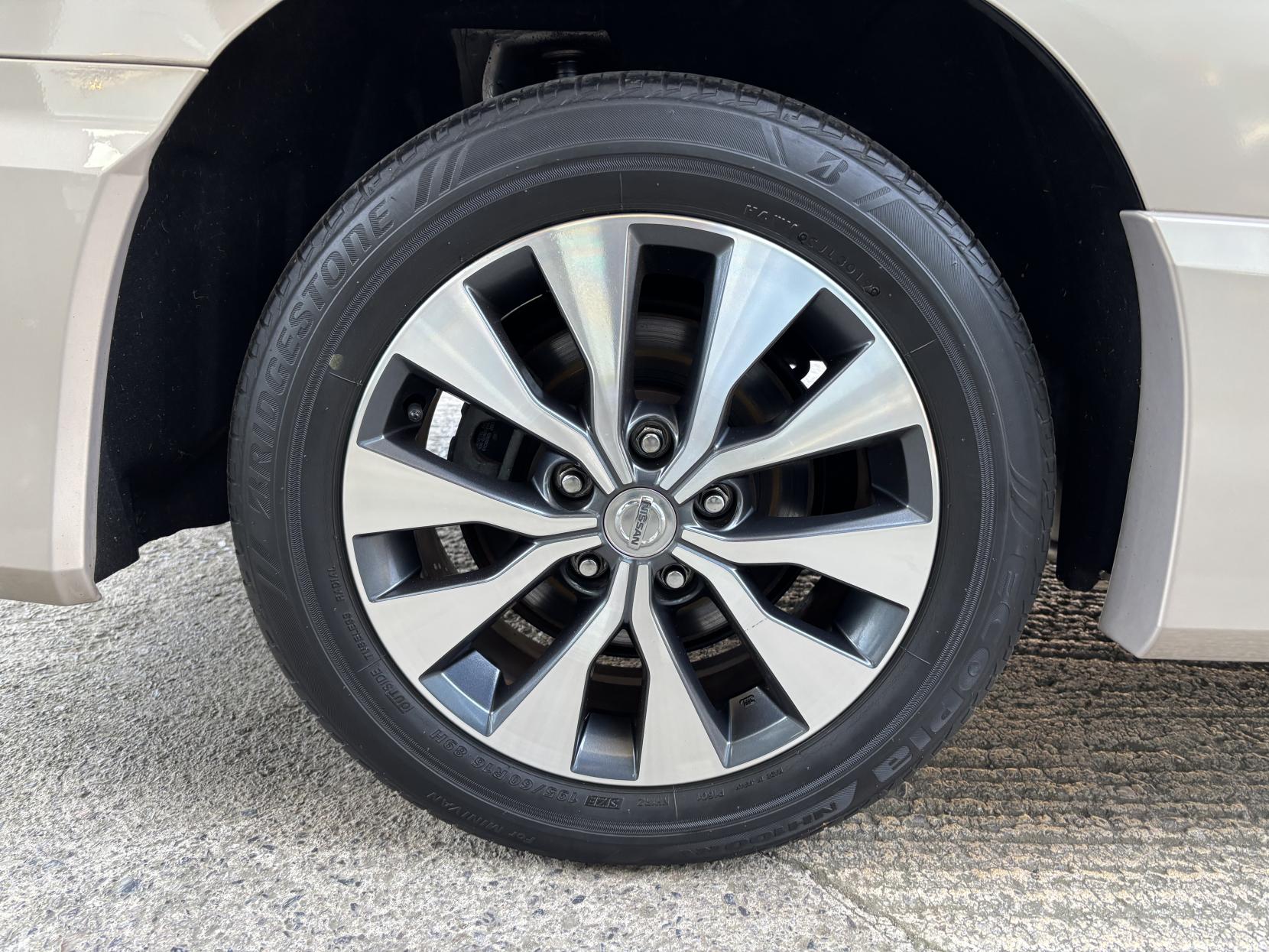 Nissan Serena Nissan Serena 2.0 Hybrid Highway Star