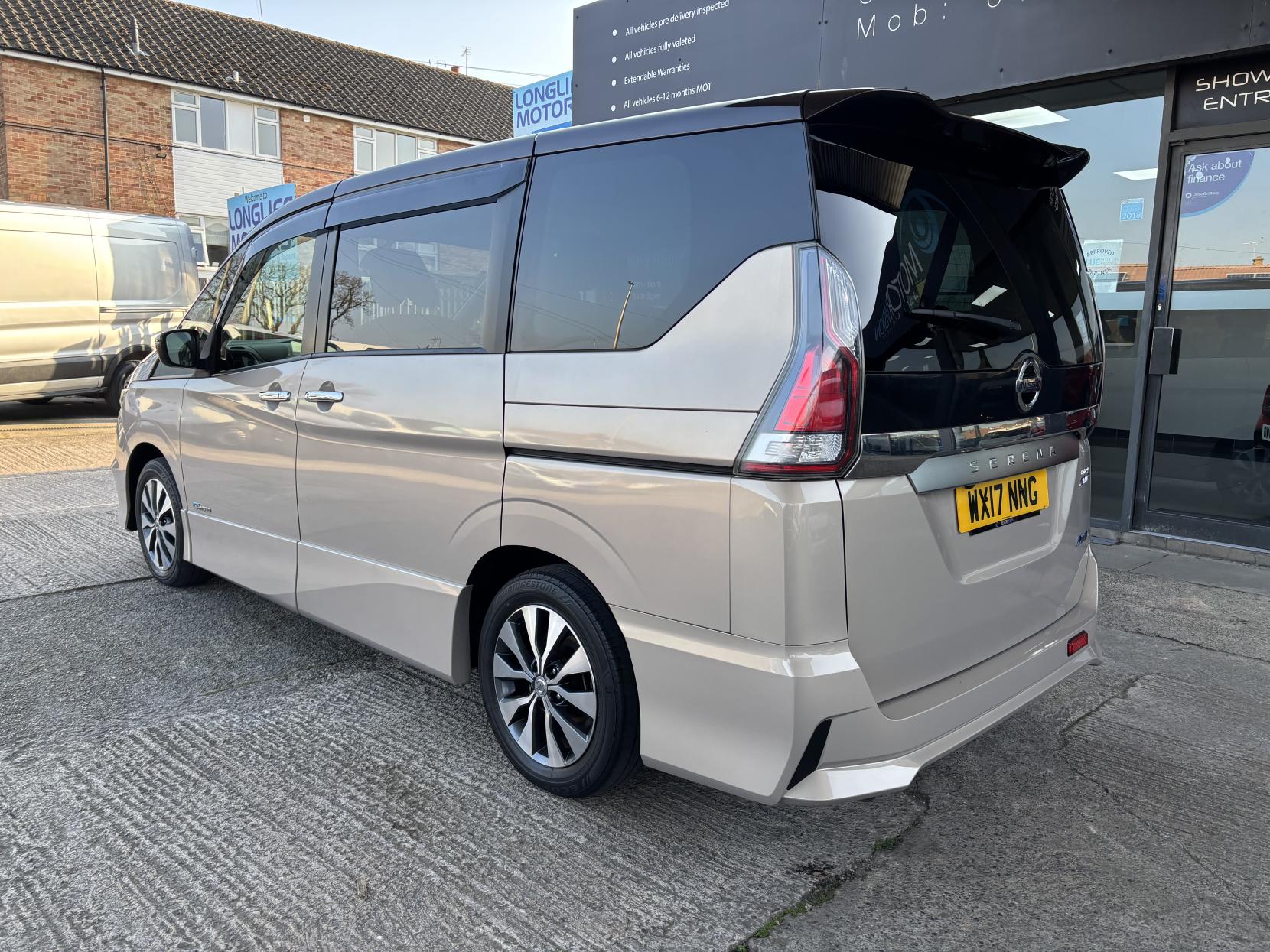 Nissan Serena Nissan Serena 2.0 Hybrid Highway Star