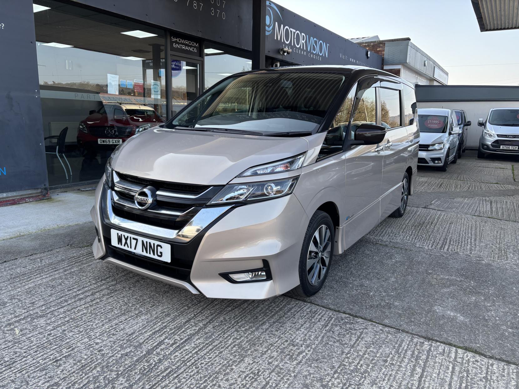 Nissan Serena Nissan Serena 2.0 Hybrid Highway Star