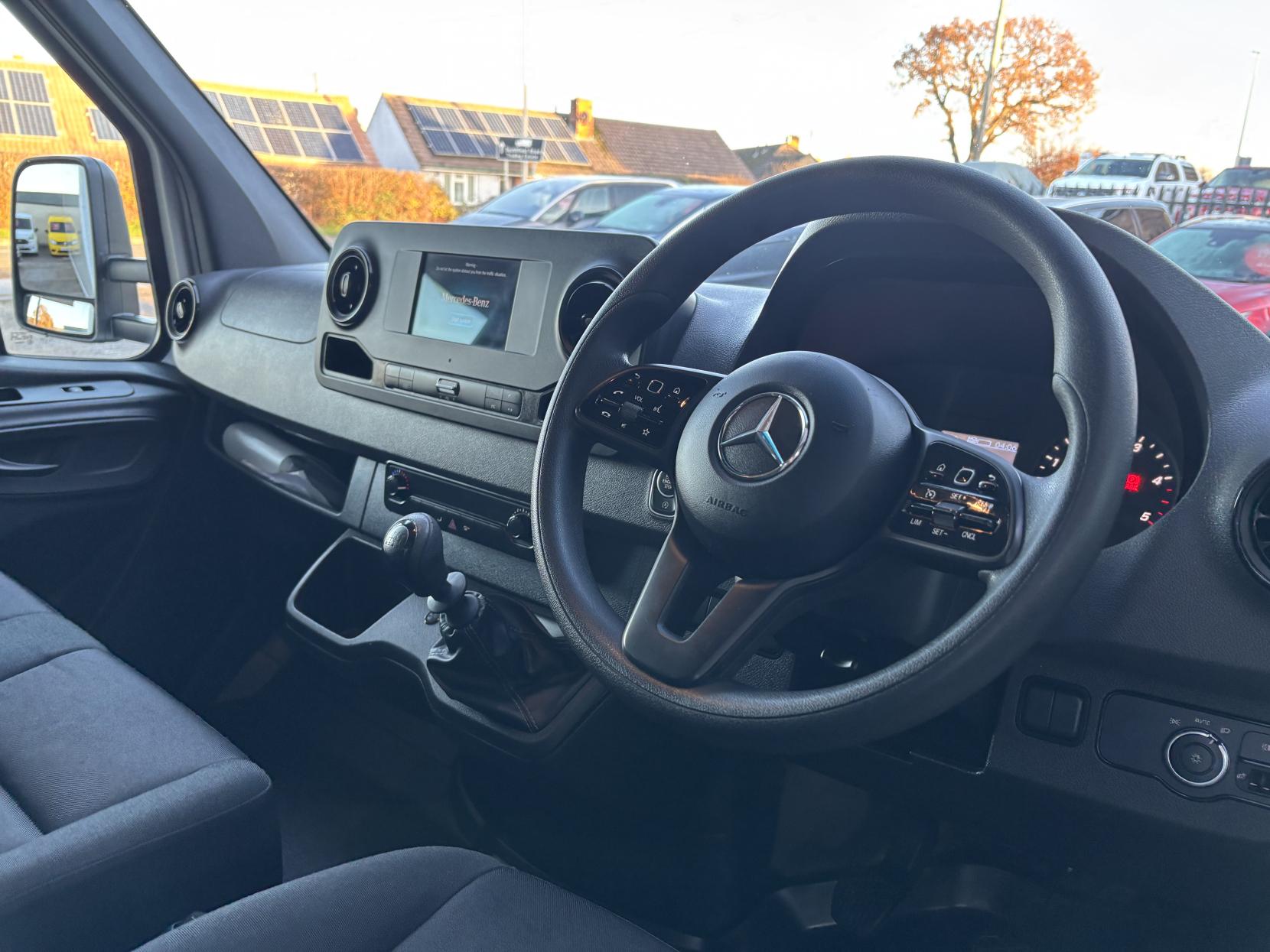 Mercedes-Benz Sprinter 2.0 315 CDI Temperature Controlled with standby 2dr Diesel Manual RWD L3 Euro 6 (s/s) (150 ps)