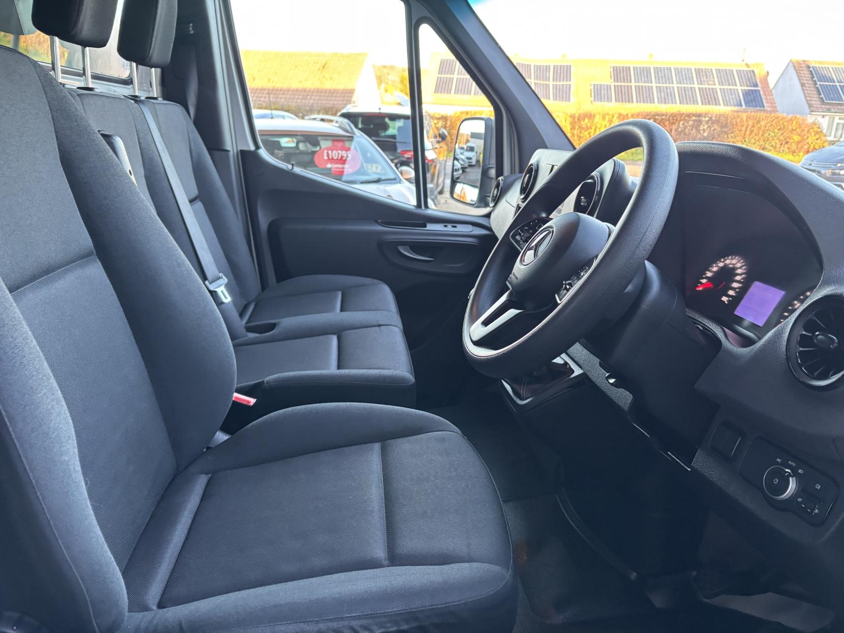 Mercedes-Benz Sprinter 2.0 315 CDI Temperature Controlled with standby 2dr Diesel Manual RWD L3 Euro 6 (s/s) (150 ps)