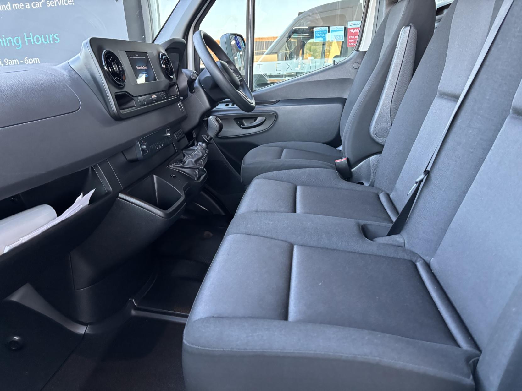 Mercedes-Benz Sprinter 2.0 315 CDI Temperature Controlled with standby 2dr Diesel Manual RWD L3 Euro 6 (s/s) (150 ps)