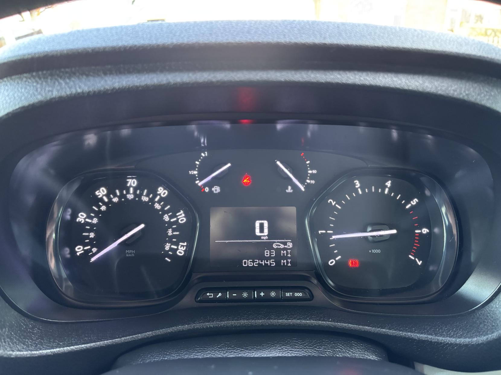 Citroen SpaceTourer 1.5 BlueHDi Feel M MPV 5dr Diesel Manual MWB Euro 6 (s/s) (120 ps)