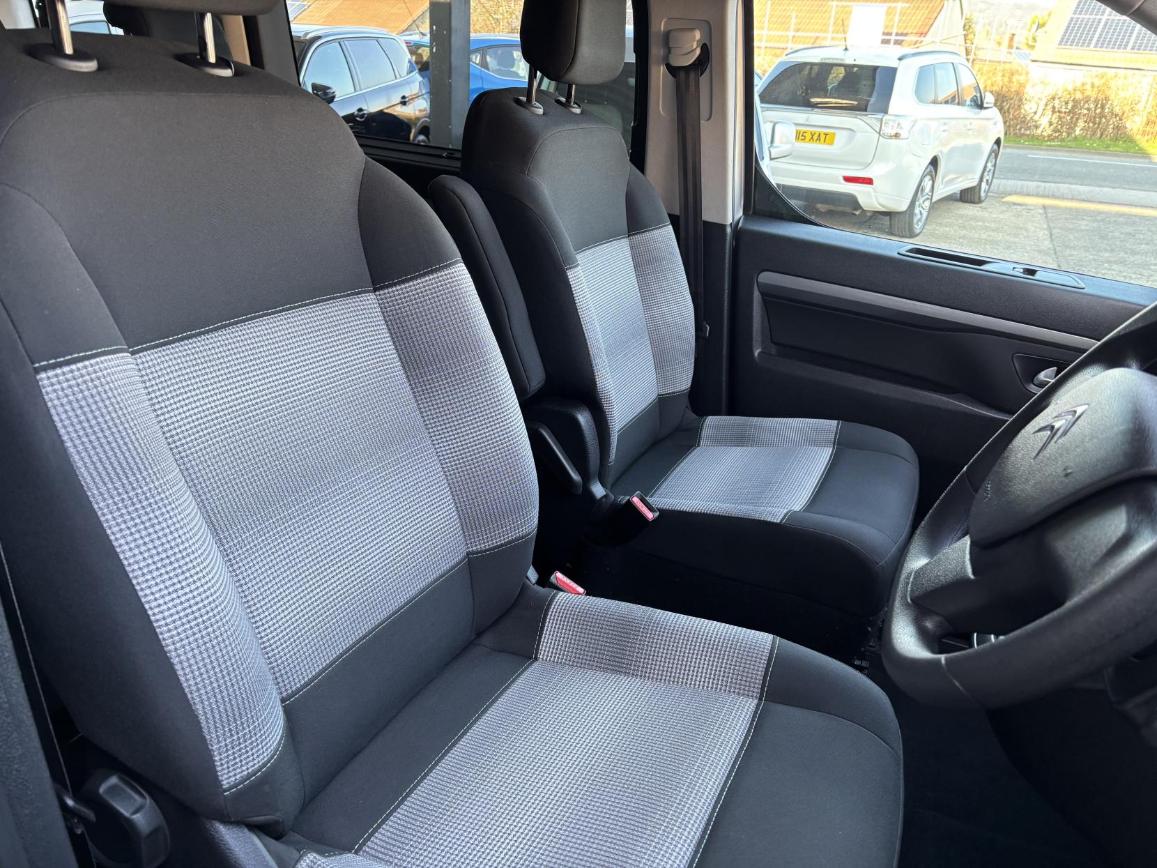 Citroen SpaceTourer 1.5 BlueHDi Feel M MPV 5dr Diesel Manual MWB Euro 6 (s/s) (120 ps)