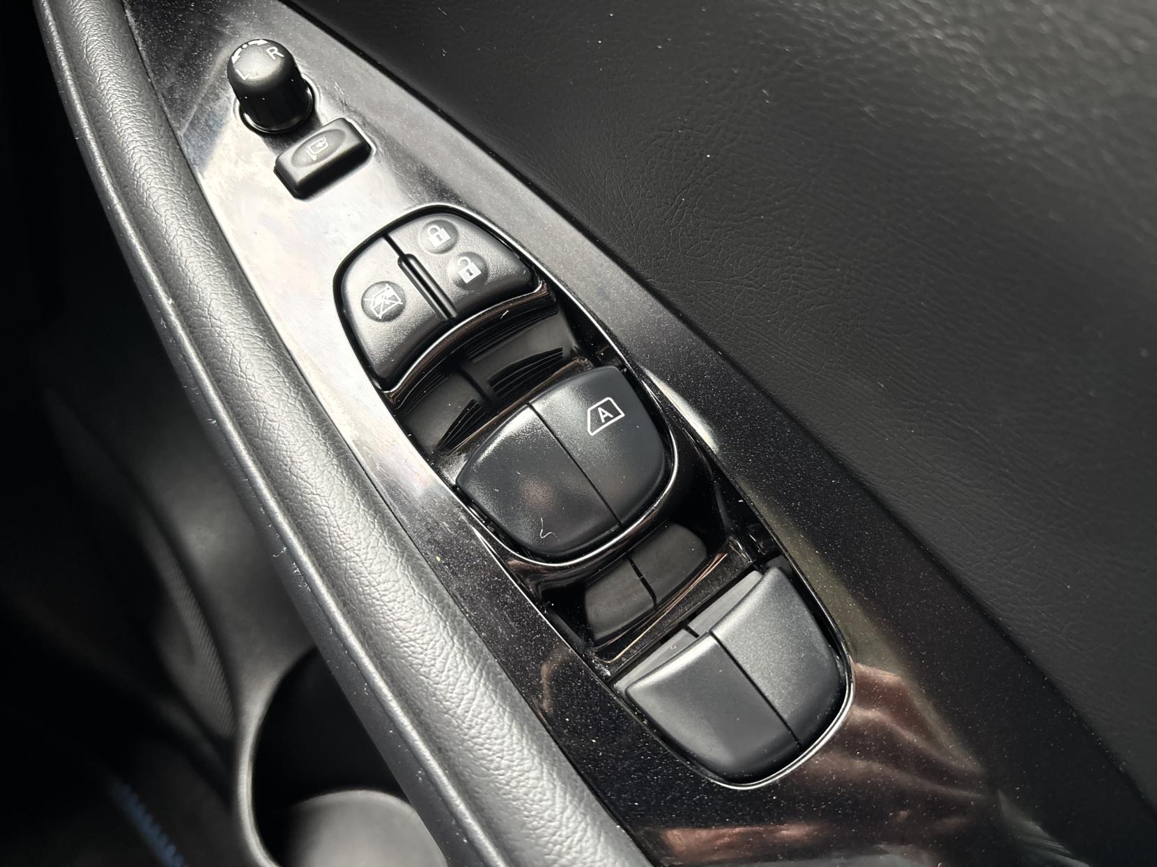 Nissan Leaf 62kWh e+ N-Connecta Hatchback 5dr Electric Auto (217 ps)