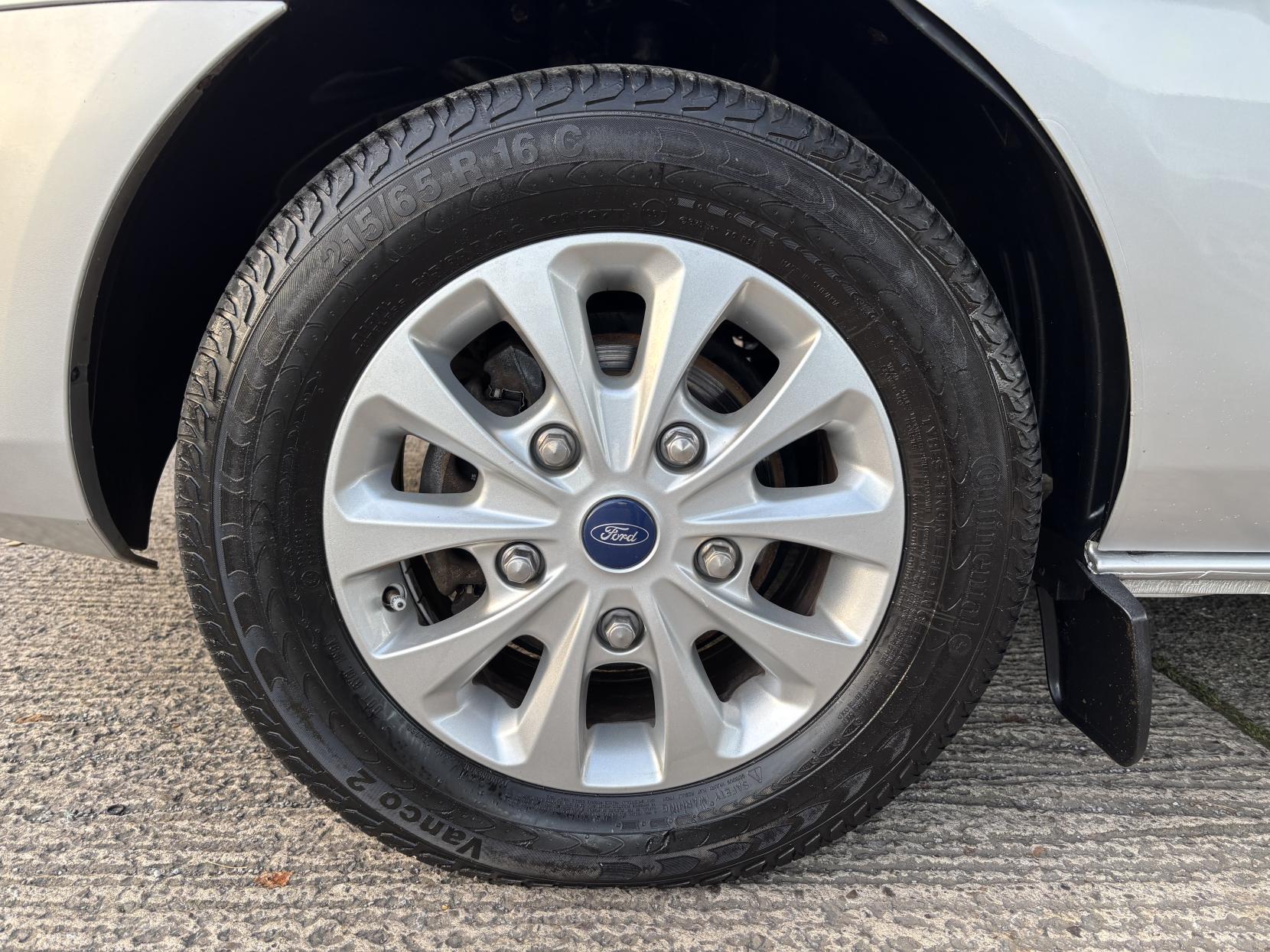 Ford Transit Custom 2.0 TDCi 290 Limited Panel Van 5dr Diesel Manual L1 H1 (163 g/km, 128 bhp)