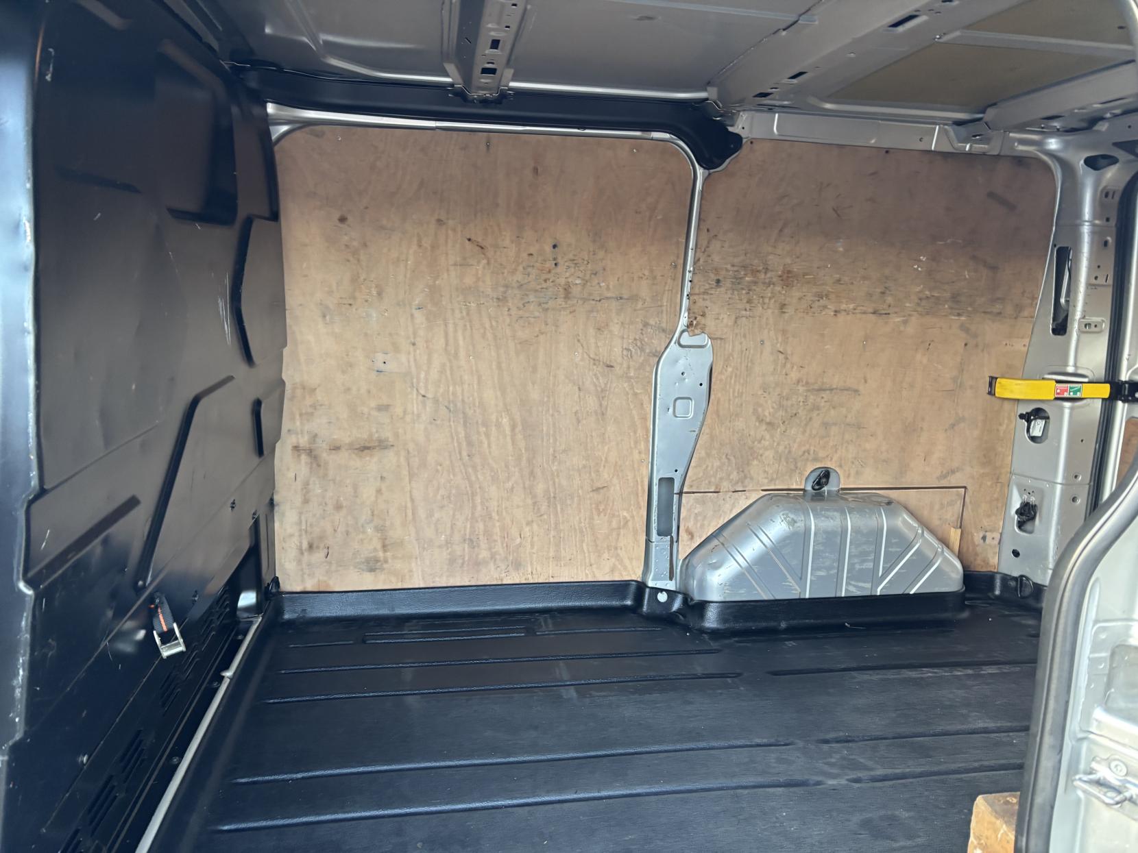 Ford Transit Custom 2.0 TDCi 290 Limited Panel Van 5dr Diesel Manual L1 H1 (163 g/km, 128 bhp)