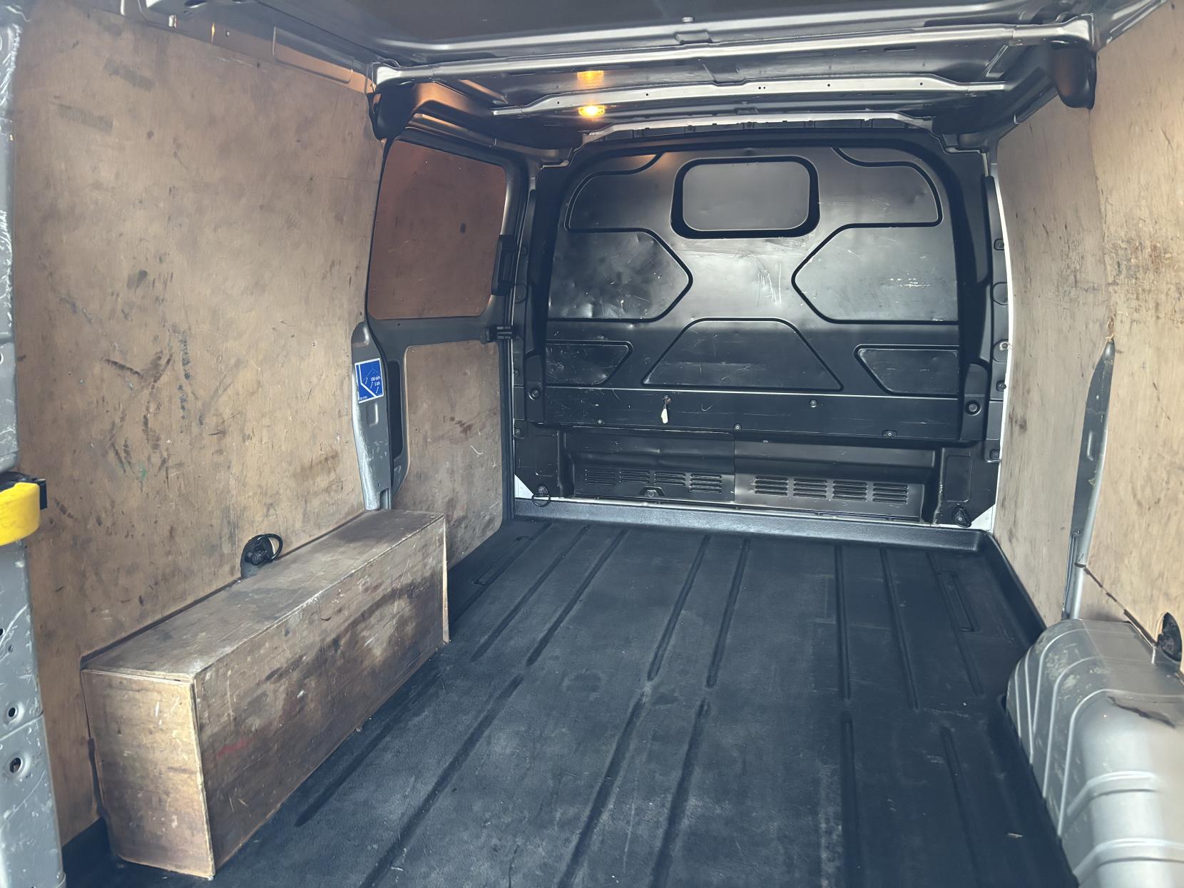 Ford Transit Custom 2.0 TDCi 290 Limited Panel Van 5dr Diesel Manual L1 H1 (163 g/km, 128 bhp)