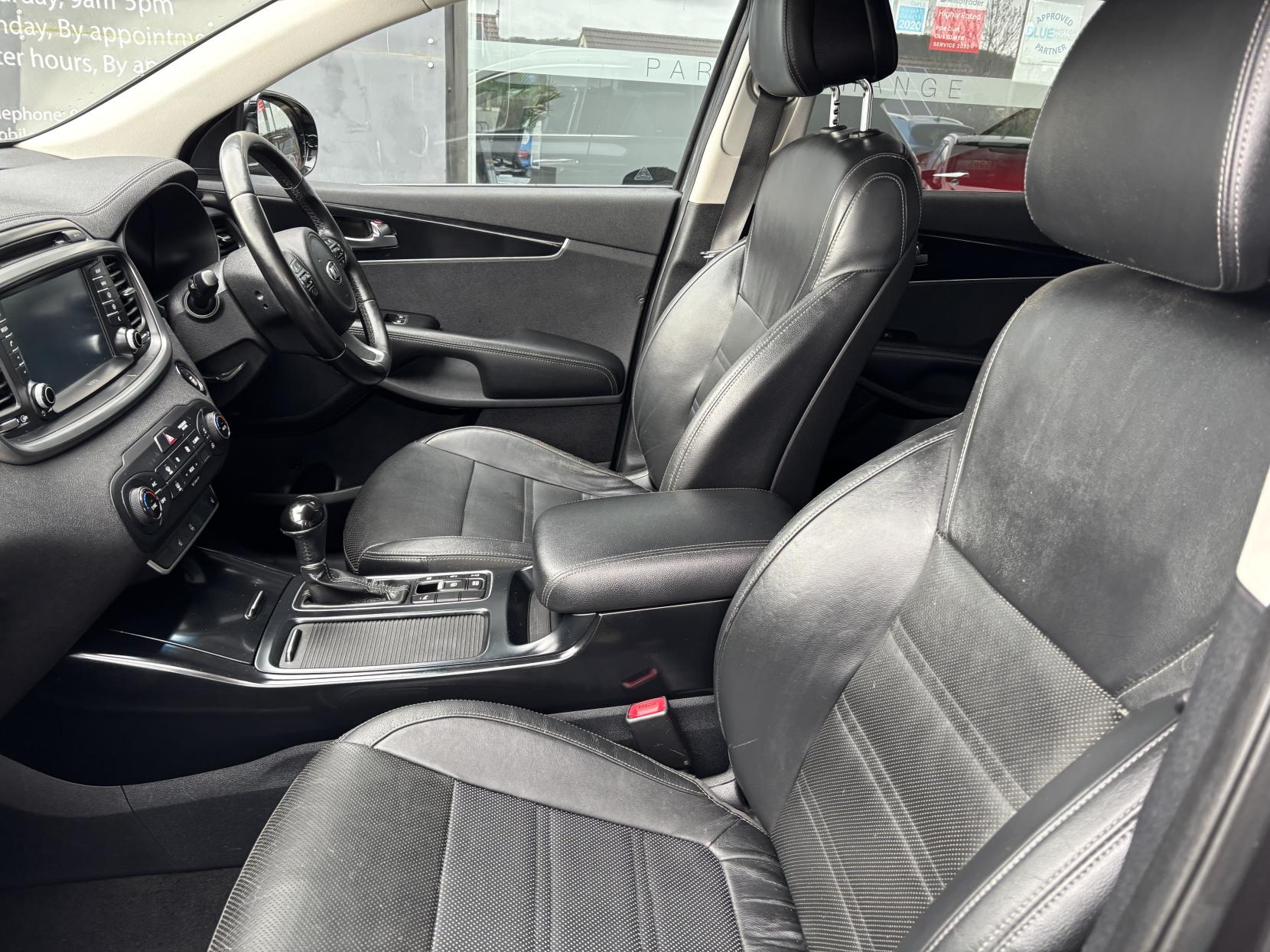 Kia Sorento 2.2 CRDi KX-3 SUV 5dr Diesel Auto AWD Euro 6 (197 bhp)