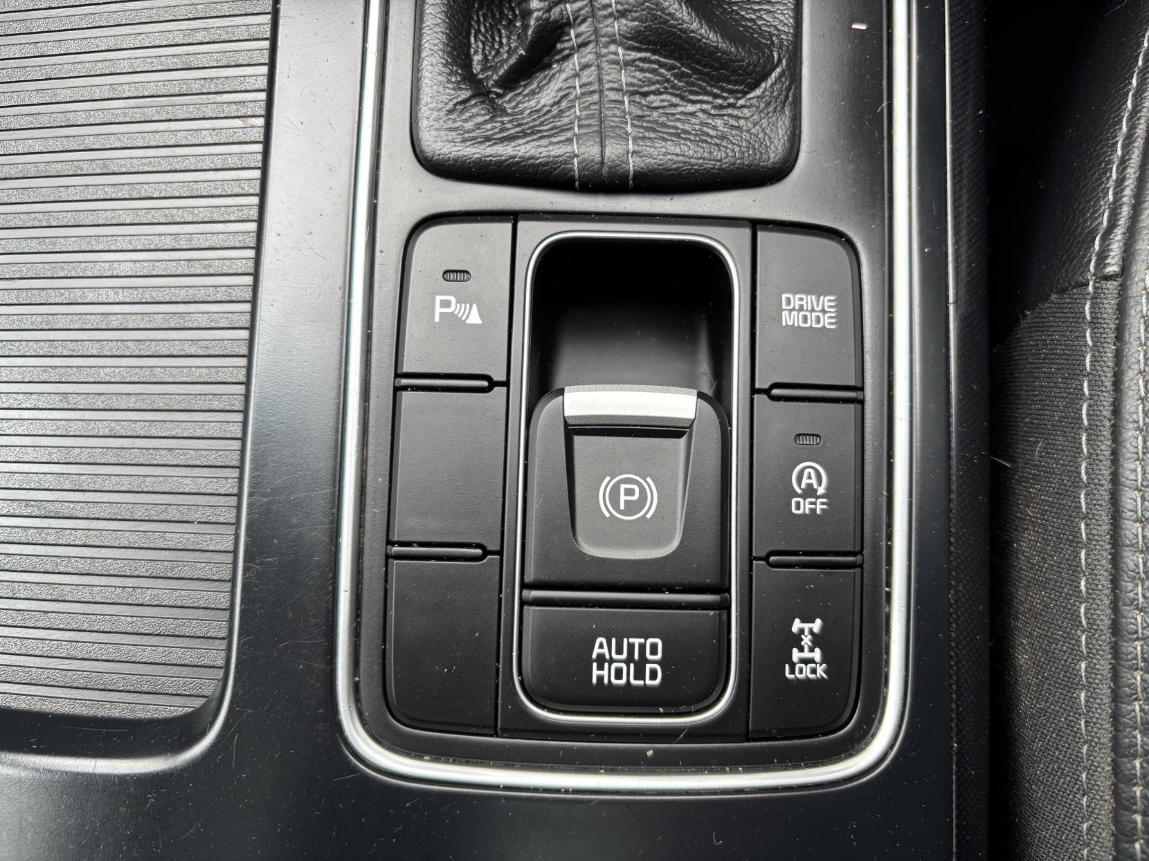 Kia Sorento 2.2 CRDi KX-3 SUV 5dr Diesel Auto AWD Euro 6 (197 bhp)