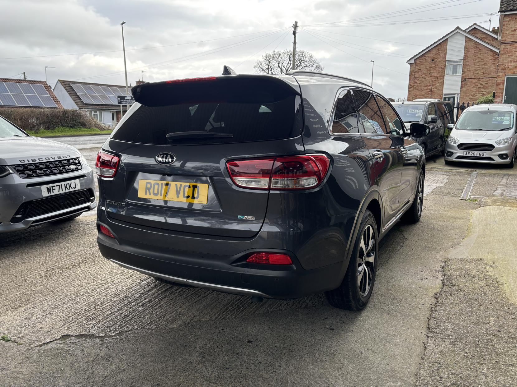 Kia Sorento 2.2 CRDi KX-3 SUV 5dr Diesel Auto AWD Euro 6 (197 bhp)