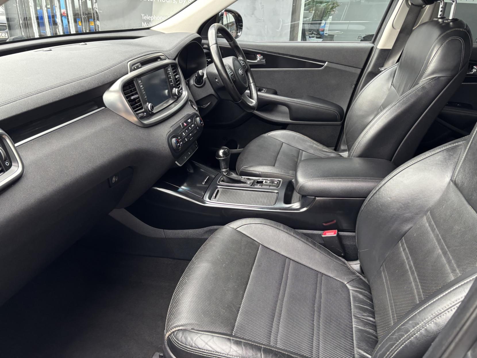 Kia Sorento 2.2 CRDi KX-3 SUV 5dr Diesel Auto AWD Euro 6 (197 bhp)